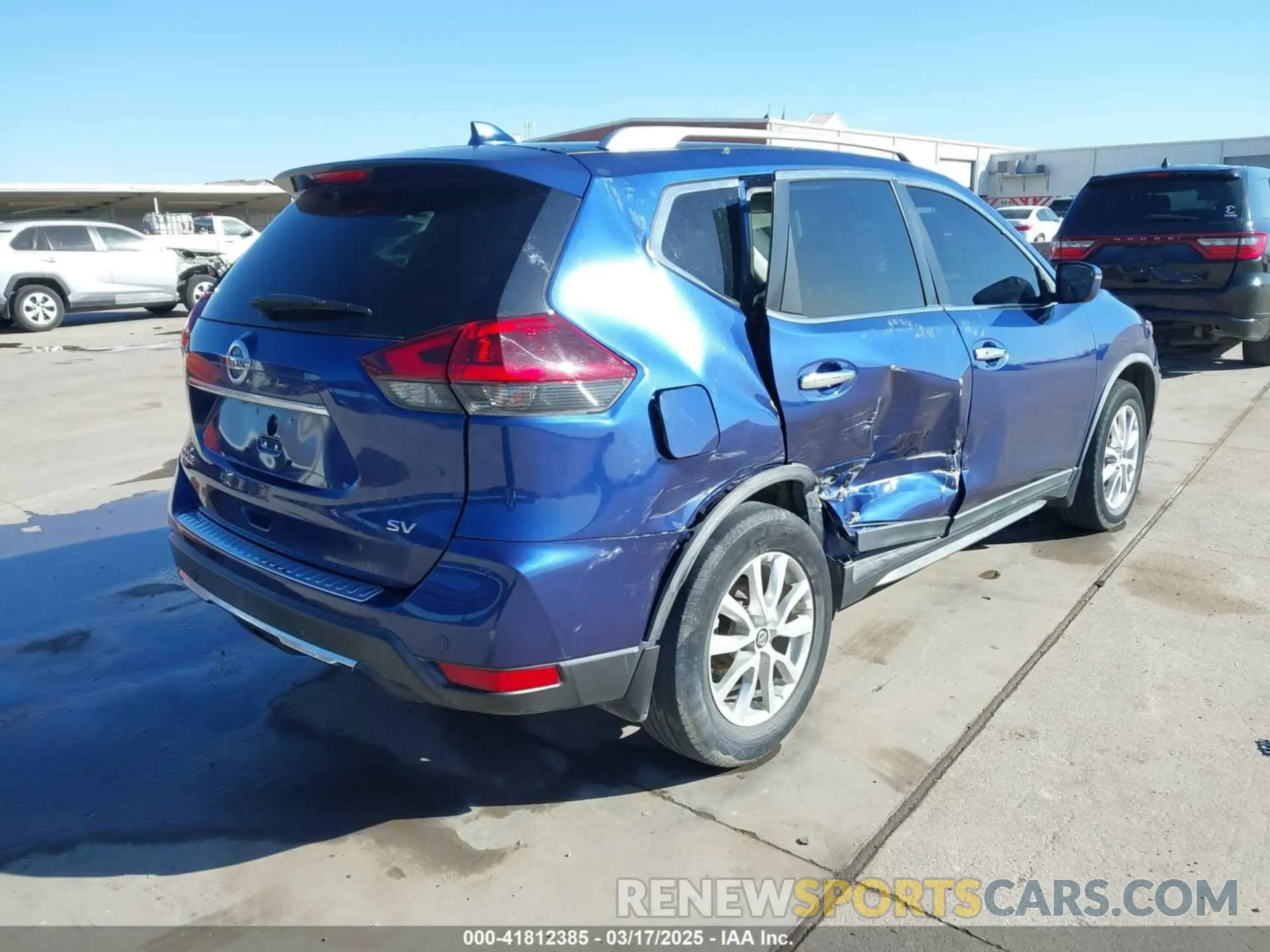 4 Photograph of a damaged car KNMAT2MT5LP519441 NISSAN ROGUE 2020