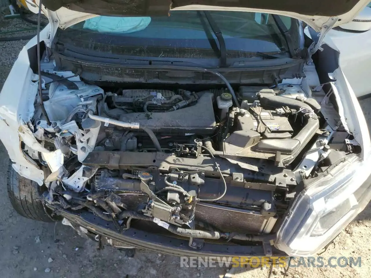 11 Photograph of a damaged car KNMAT2MT6LP508268 NISSAN ROGUE 2020