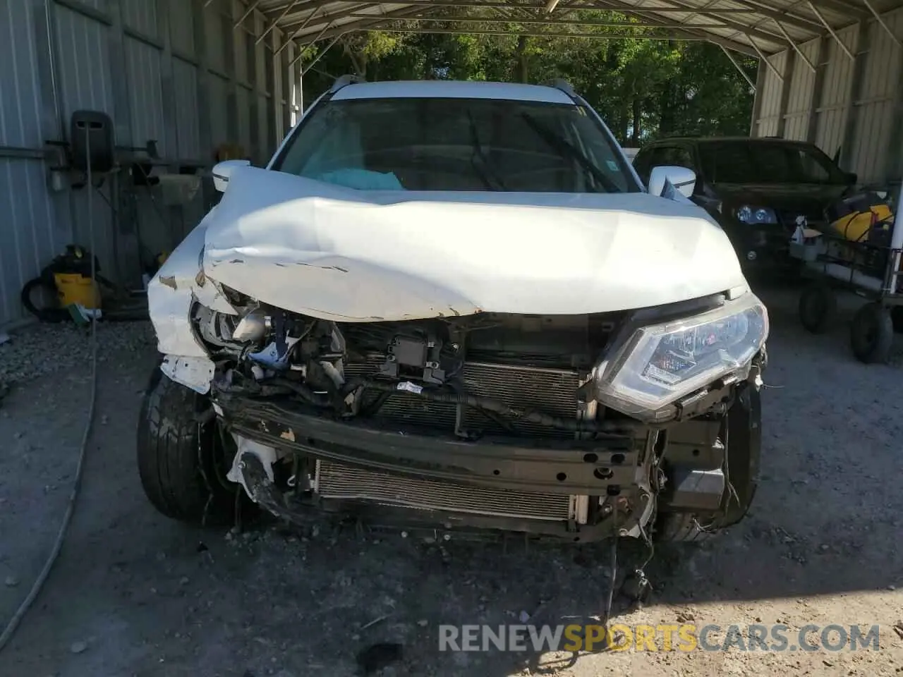 5 Photograph of a damaged car KNMAT2MT6LP508268 NISSAN ROGUE 2020
