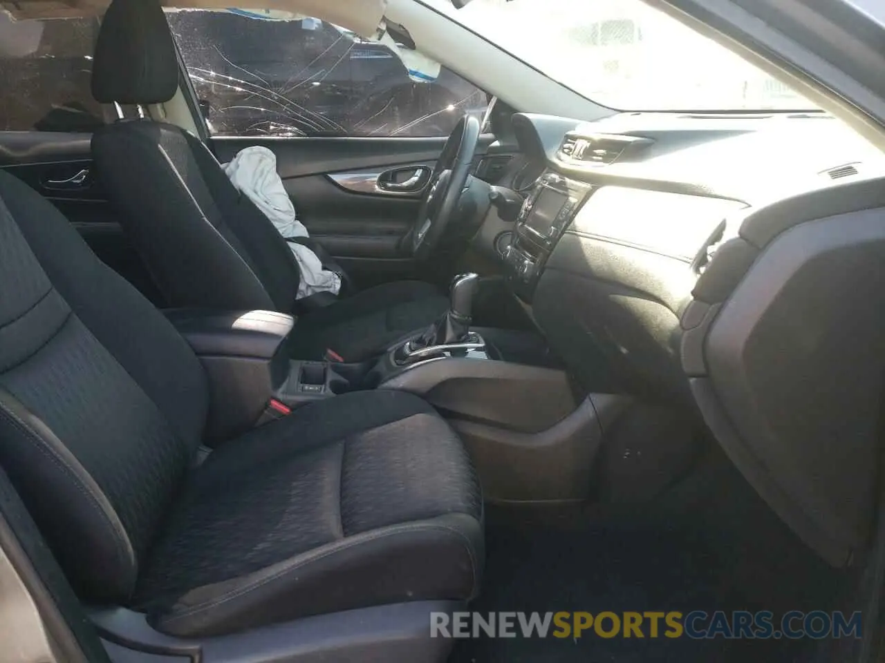 7 Photograph of a damaged car KNMAT2MT6LP517293 NISSAN ROGUE 2020