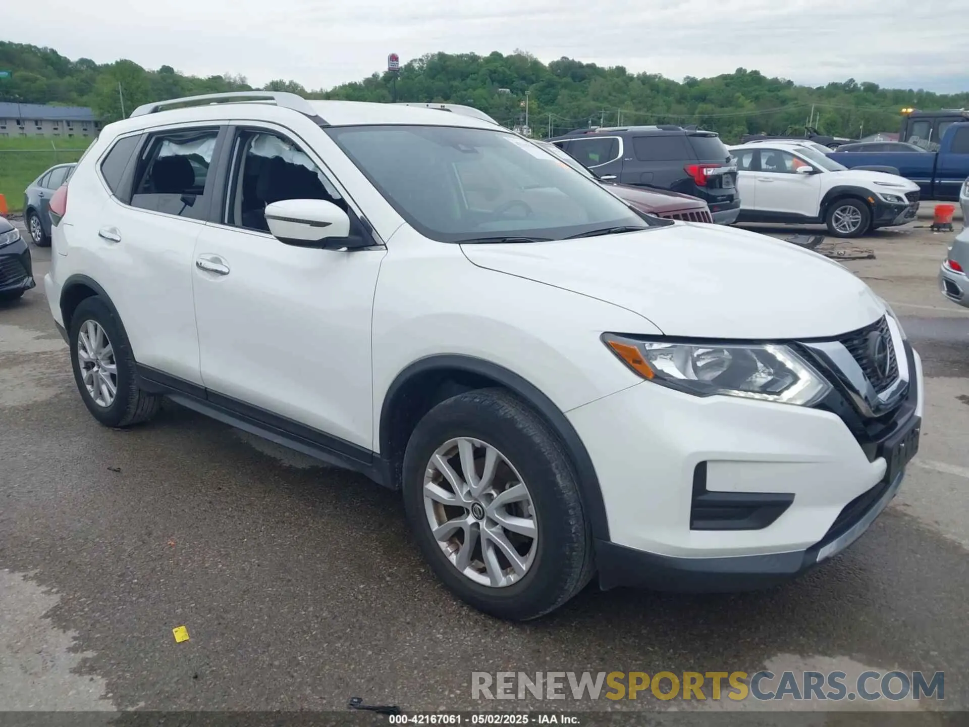 1 Photograph of a damaged car KNMAT2MT6LP533395 NISSAN ROGUE 2020