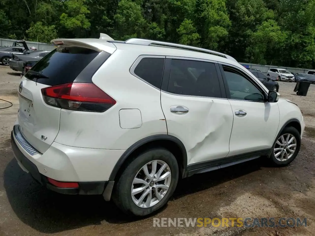 3 Photograph of a damaged car KNMAT2MT6LP539648 NISSAN ROGUE 2020