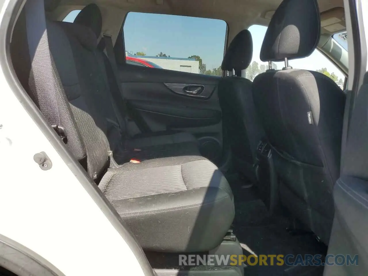 10 Photograph of a damaged car KNMAT2MT6LP541691 NISSAN ROGUE 2020