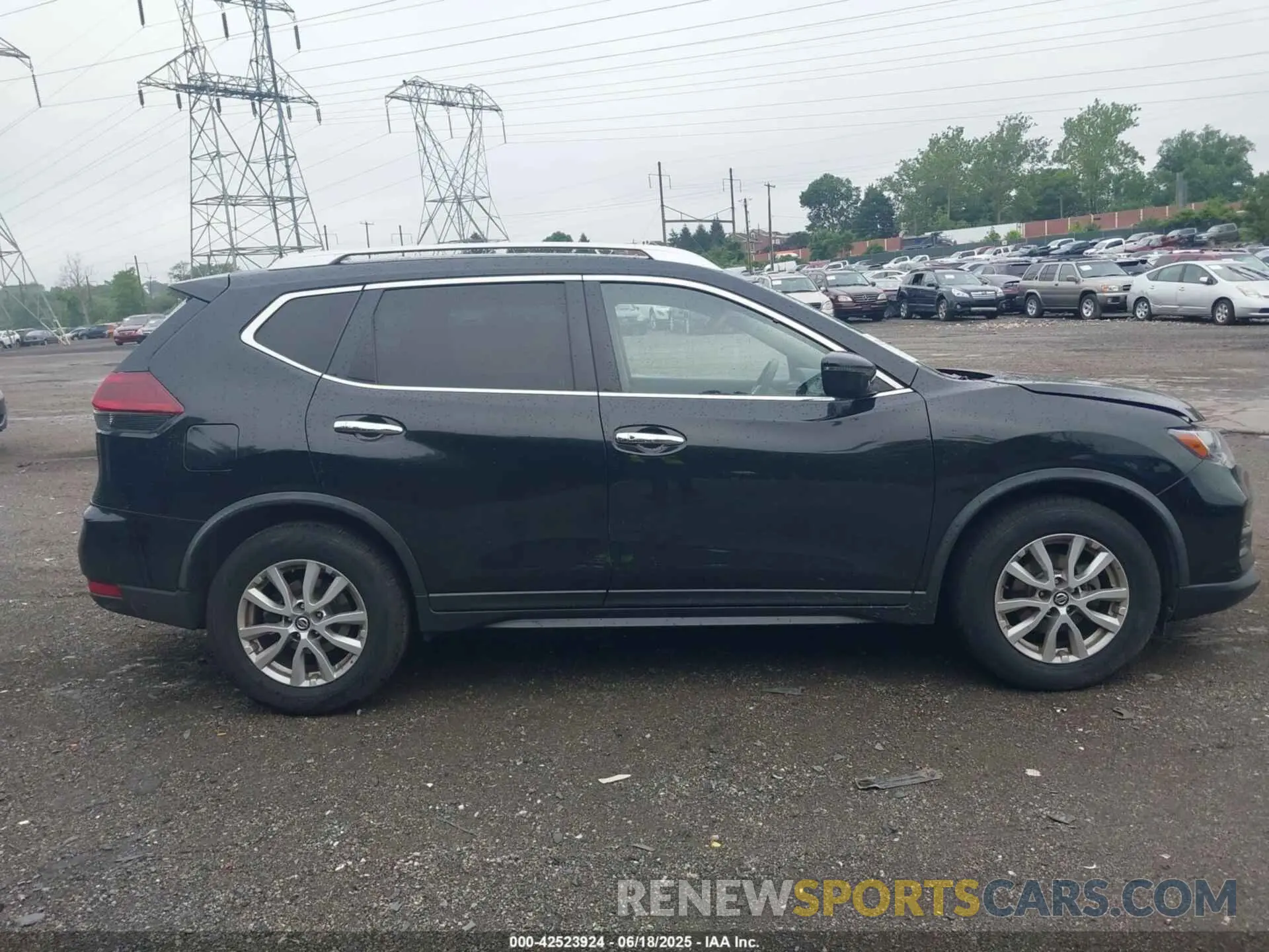 13 Photograph of a damaged car KNMAT2MT7LP507257 NISSAN ROGUE 2020