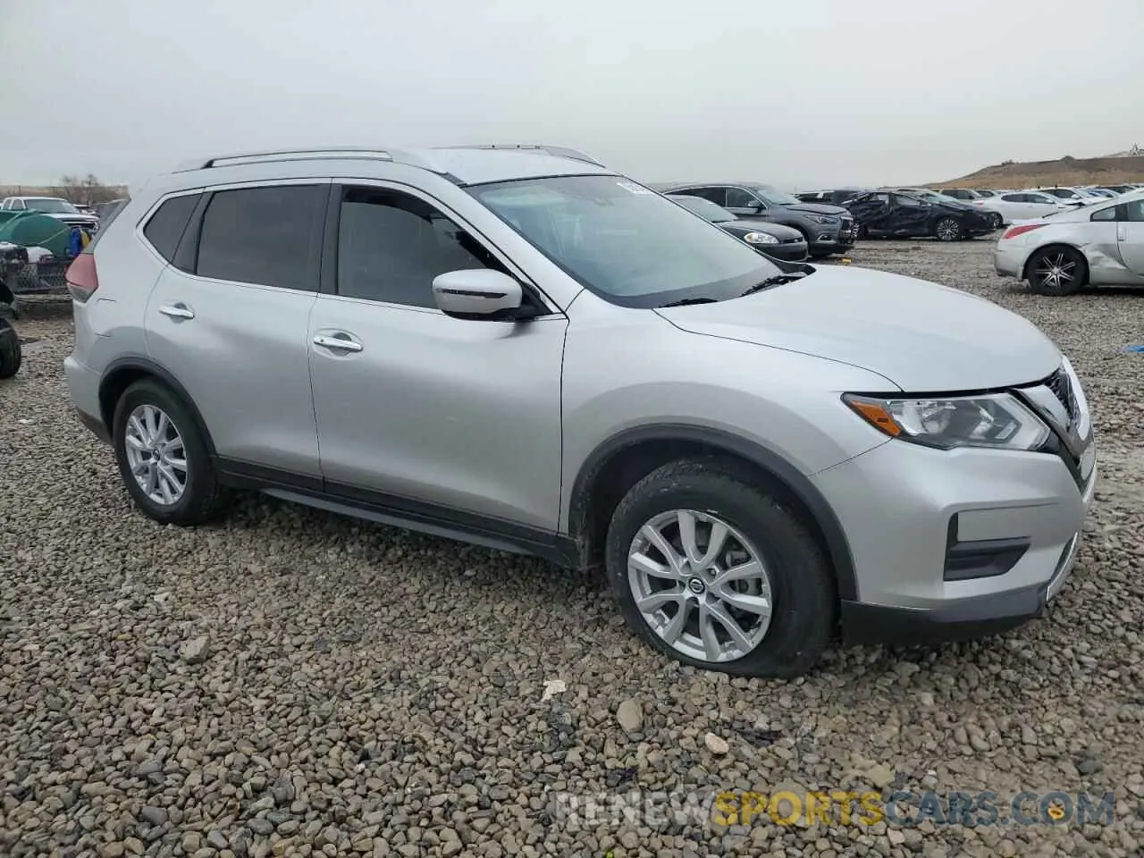 4 Photograph of a damaged car KNMAT2MT7LP518761 NISSAN ROGUE 2020