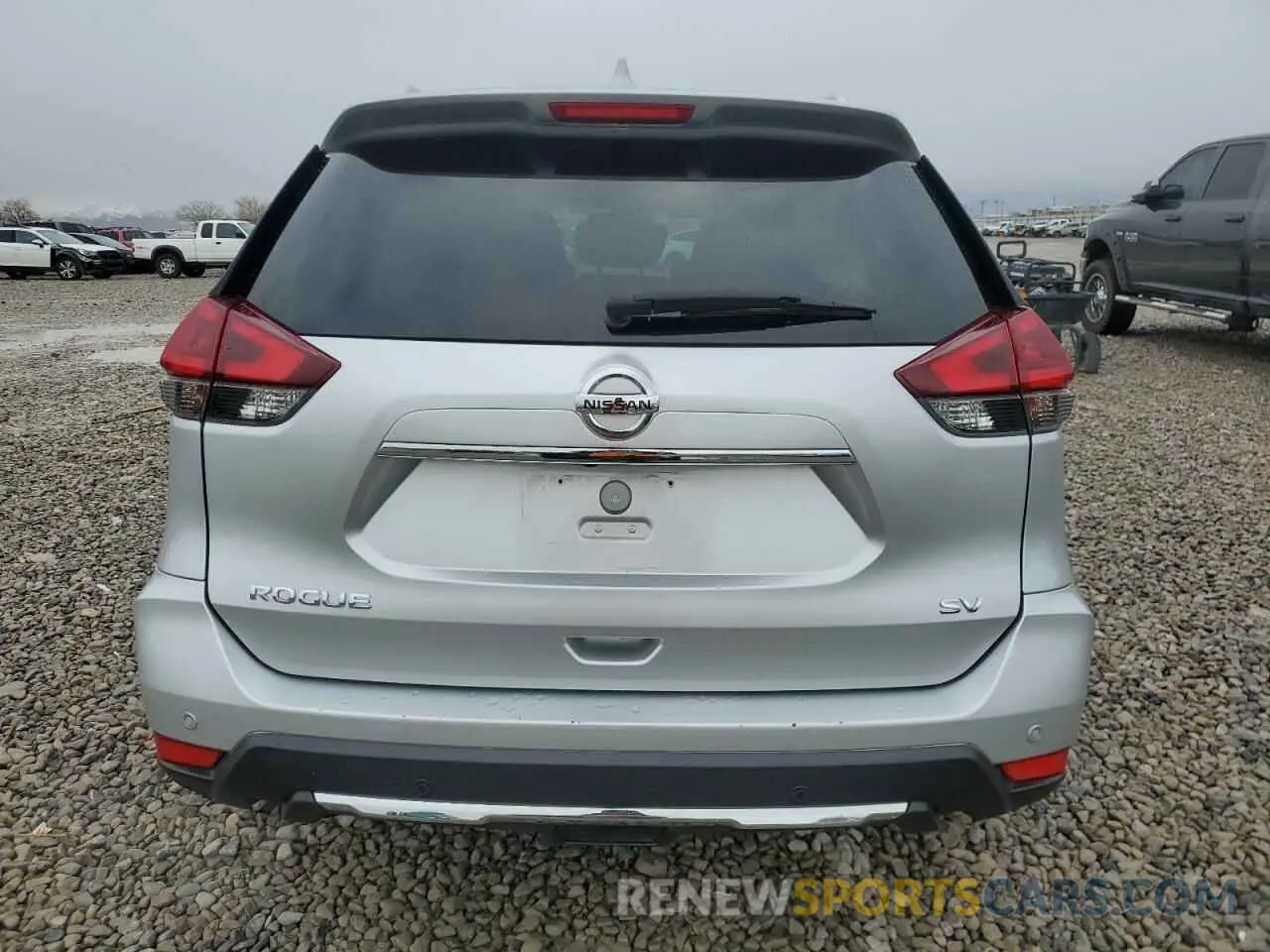 6 Photograph of a damaged car KNMAT2MT7LP518761 NISSAN ROGUE 2020