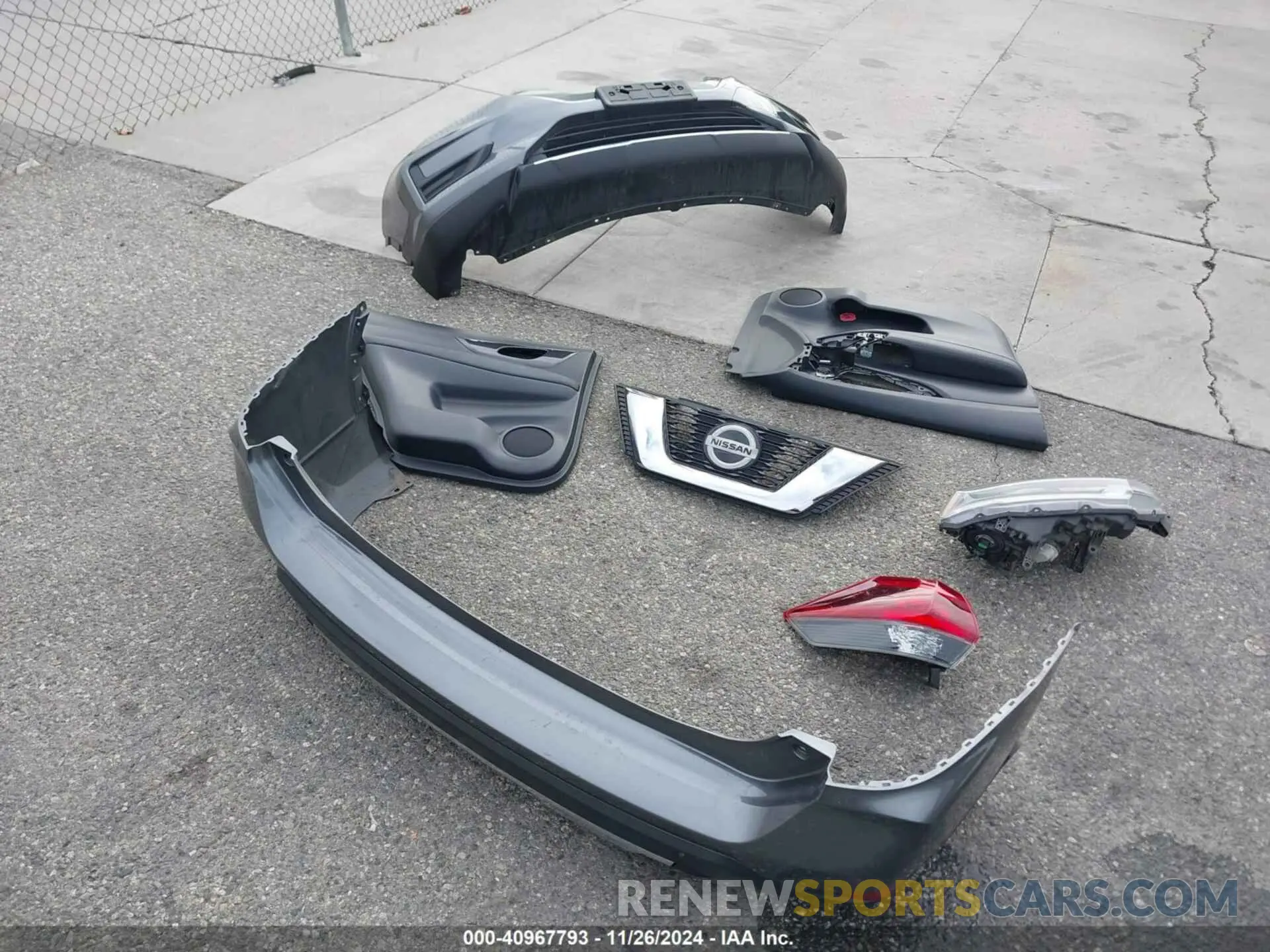 12 Photograph of a damaged car KNMAT2MT7LP538170 NISSAN ROGUE 2020