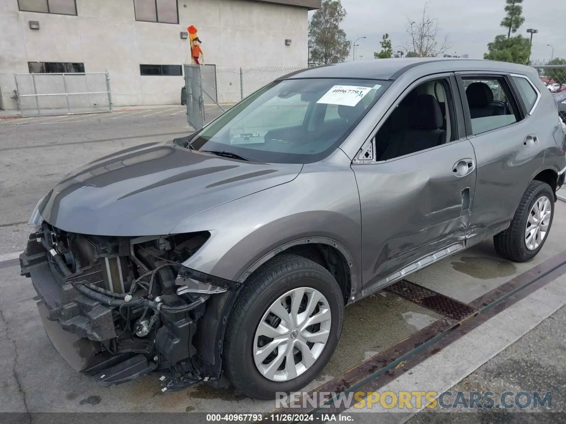 6 Photograph of a damaged car KNMAT2MT7LP538170 NISSAN ROGUE 2020