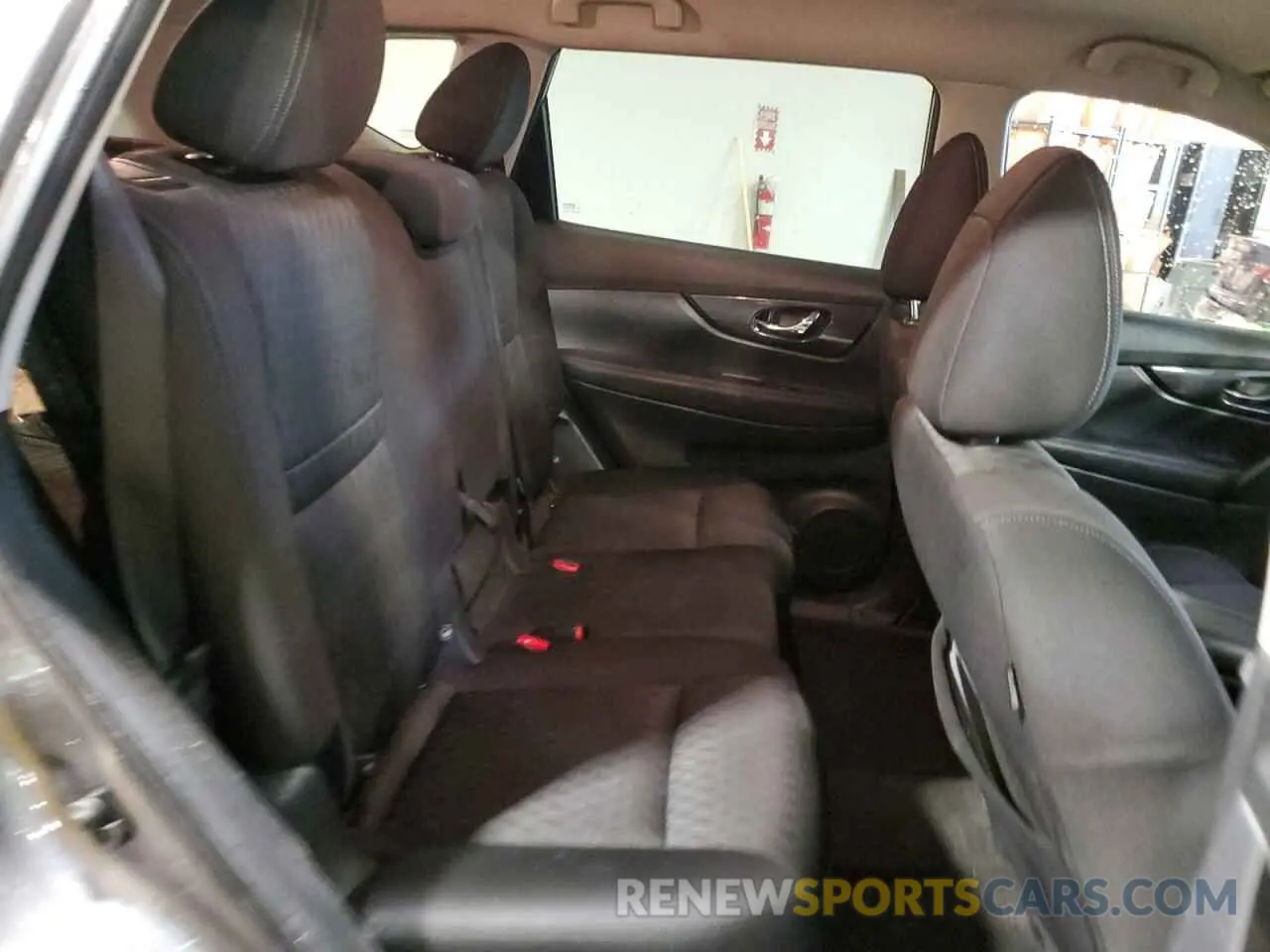 11 Photograph of a damaged car KNMAT2MT8LP501662 NISSAN ROGUE 2020