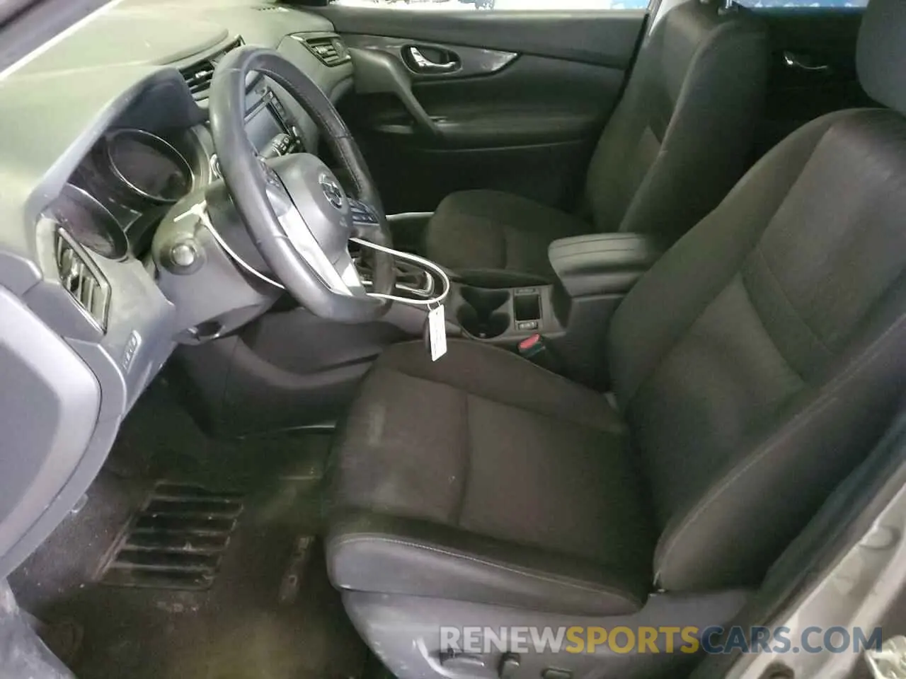 7 Photograph of a damaged car KNMAT2MT8LP506845 NISSAN ROGUE 2020
