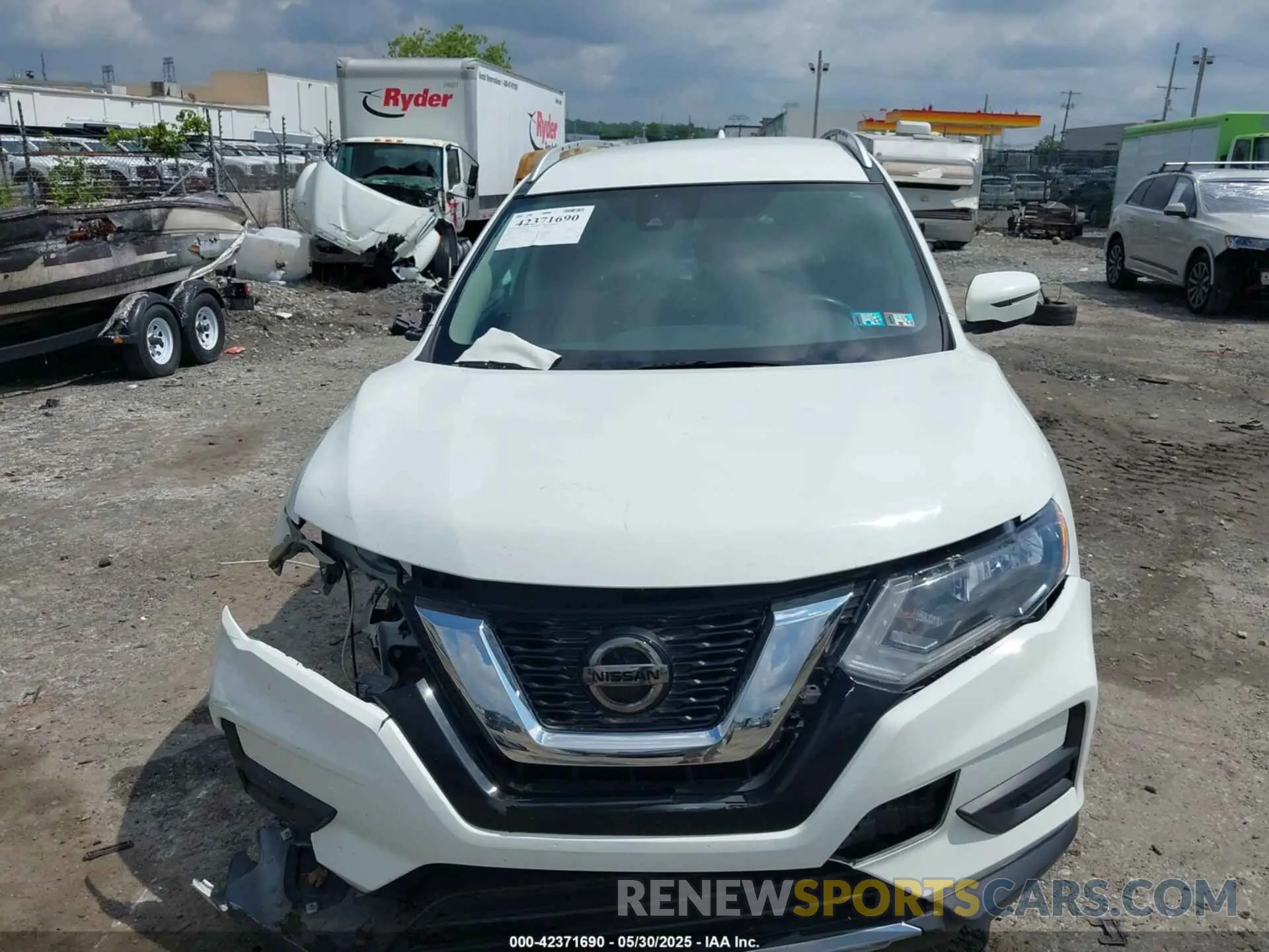 6 Photograph of a damaged car KNMAT2MT8LP527467 NISSAN ROGUE 2020