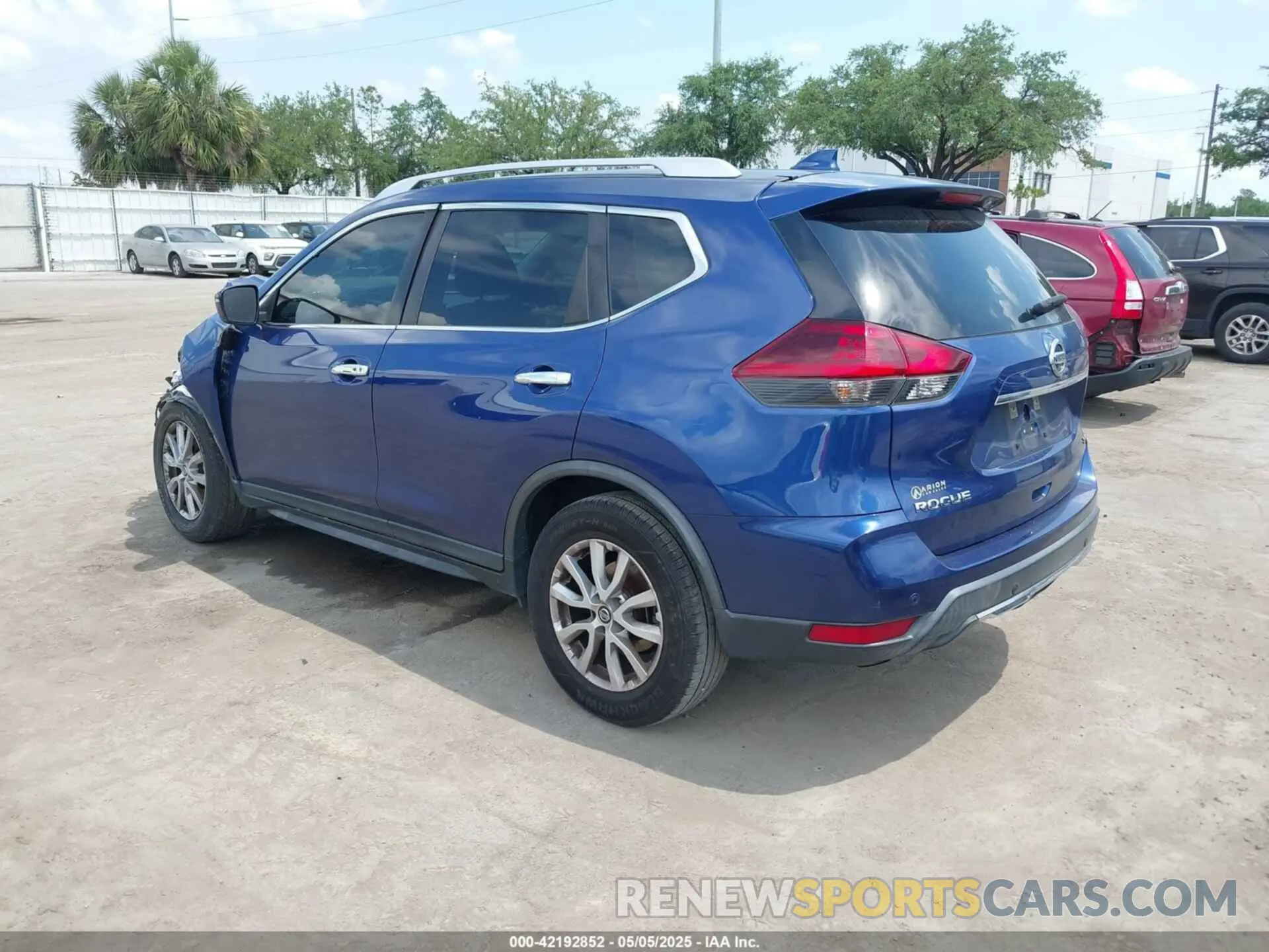 3 Photograph of a damaged car KNMAT2MT8LP530191 NISSAN ROGUE 2020