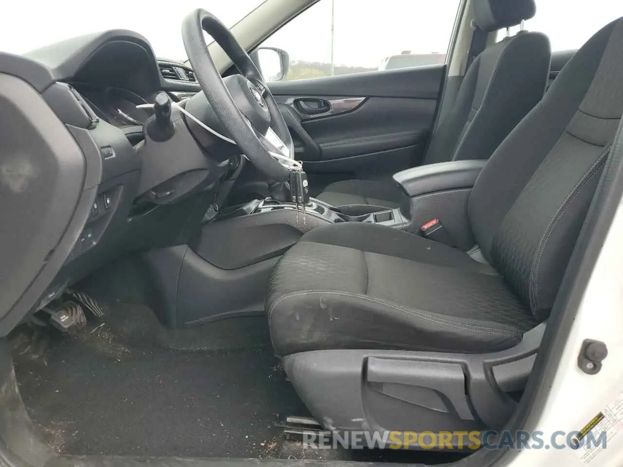 7 Photograph of a damaged car KNMAT2MT8LP535083 NISSAN ROGUE 2020