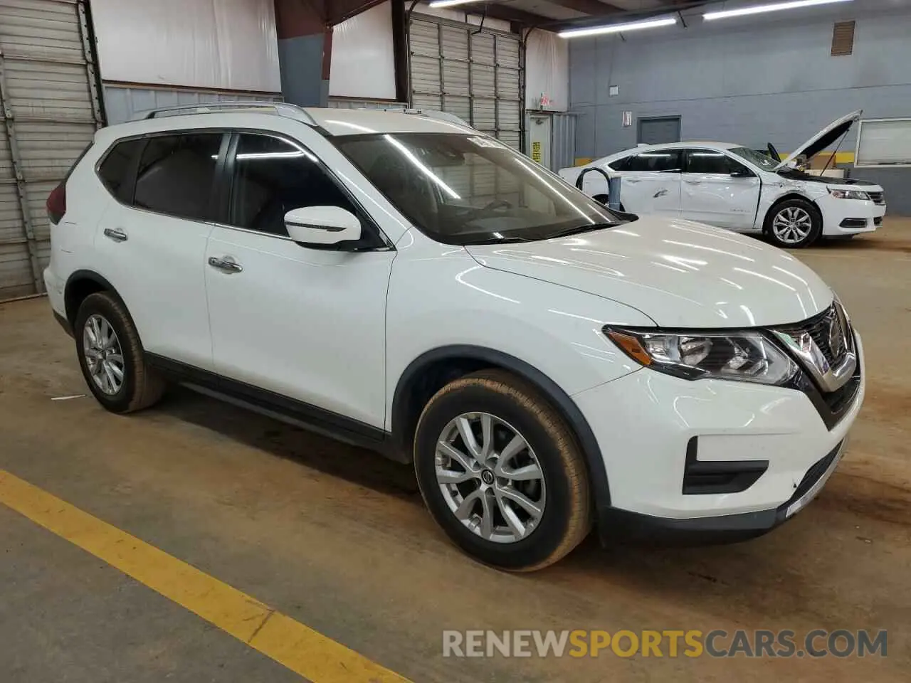 4 Photograph of a damaged car KNMAT2MT8LP542499 NISSAN ROGUE 2020
