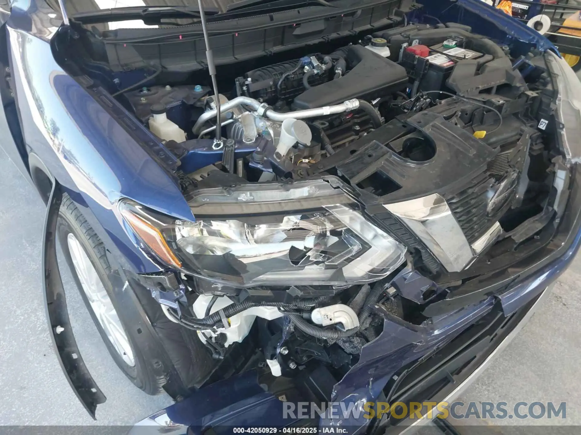 6 Photograph of a damaged car KNMAT2MT8LP542809 NISSAN ROGUE 2020