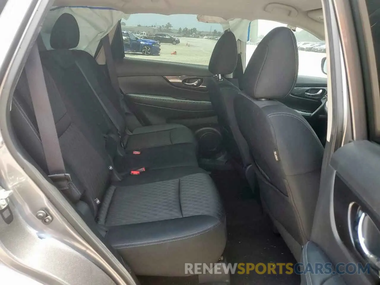 11 Photograph of a damaged car KNMAT2MT9LP506742 NISSAN ROGUE 2020