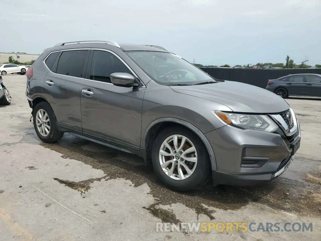 4 Photograph of a damaged car KNMAT2MT9LP516719 NISSAN ROGUE 2020