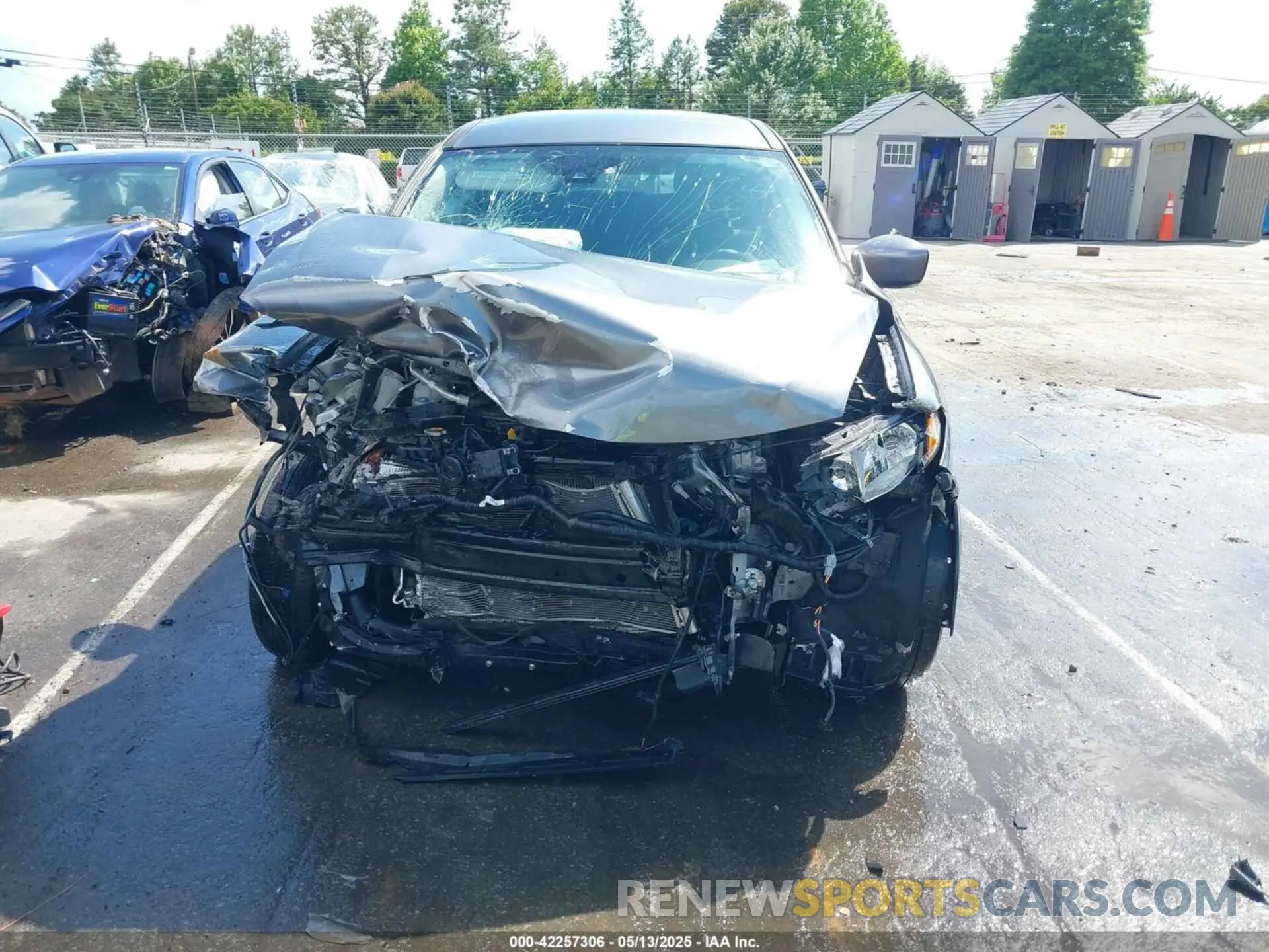 6 Photograph of a damaged car KNMAT2MT9LP518485 NISSAN ROGUE 2020