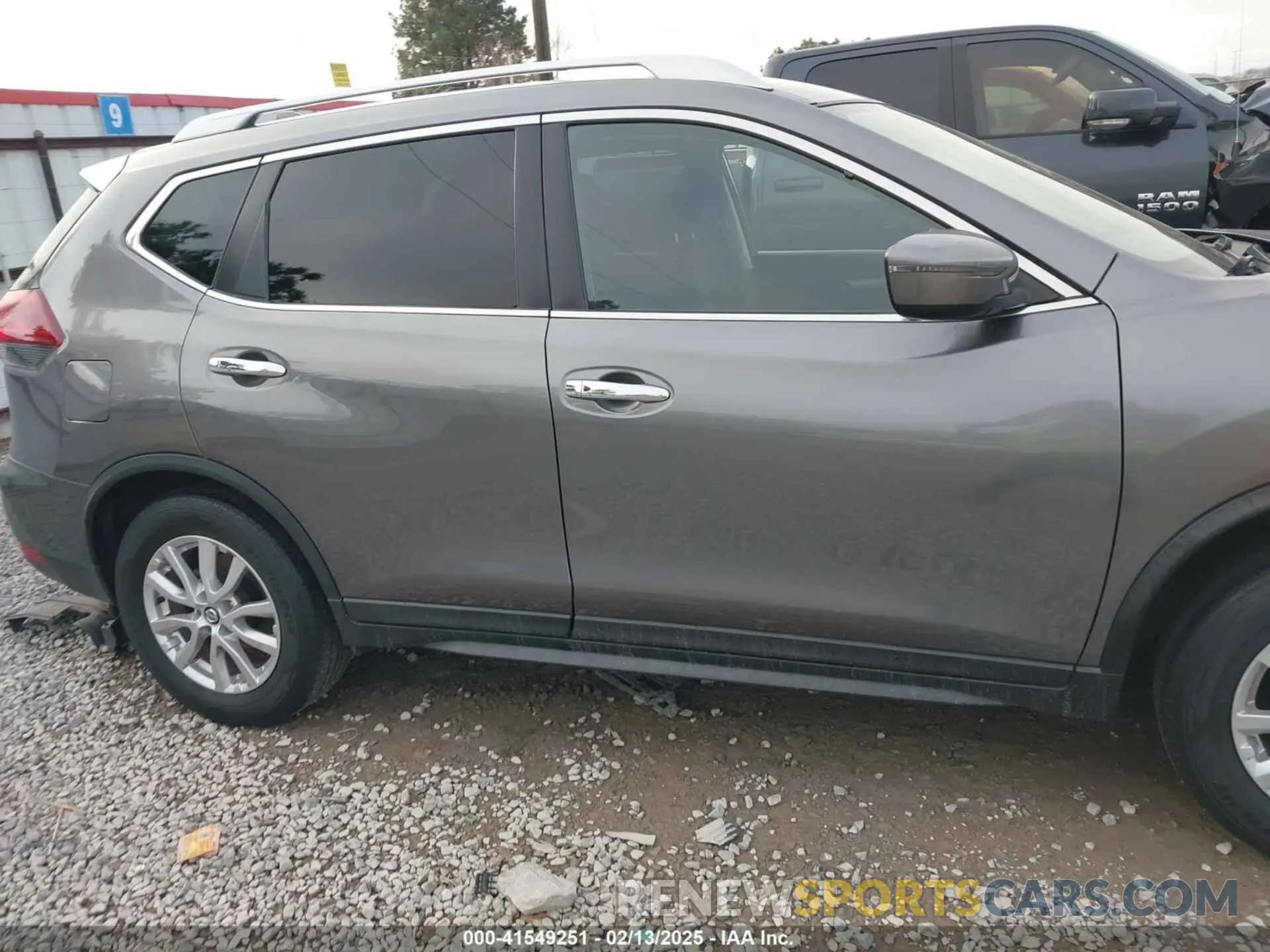 13 Photograph of a damaged car KNMAT2MT9LP534704 NISSAN ROGUE 2020