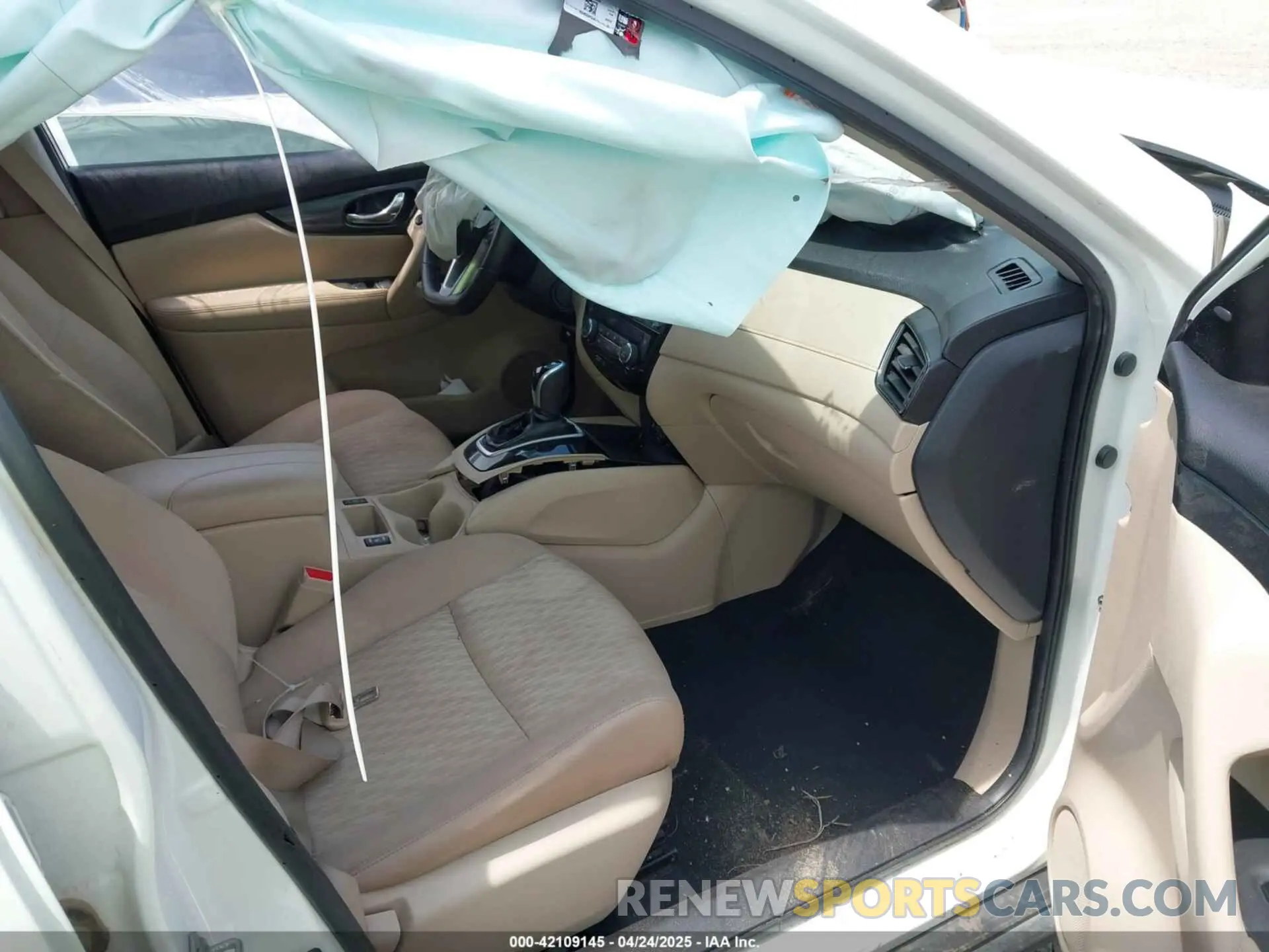 5 Photograph of a damaged car KNMAT2MTXLP502022 NISSAN ROGUE 2020