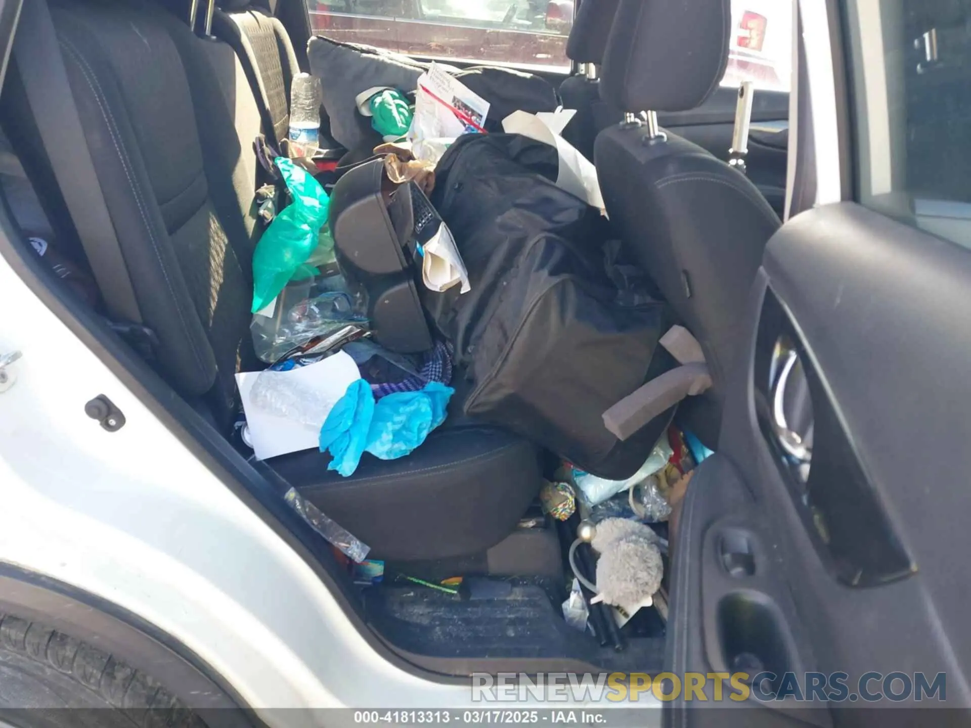 8 Photograph of a damaged car KNMAT2MTXLP511481 NISSAN ROGUE 2020