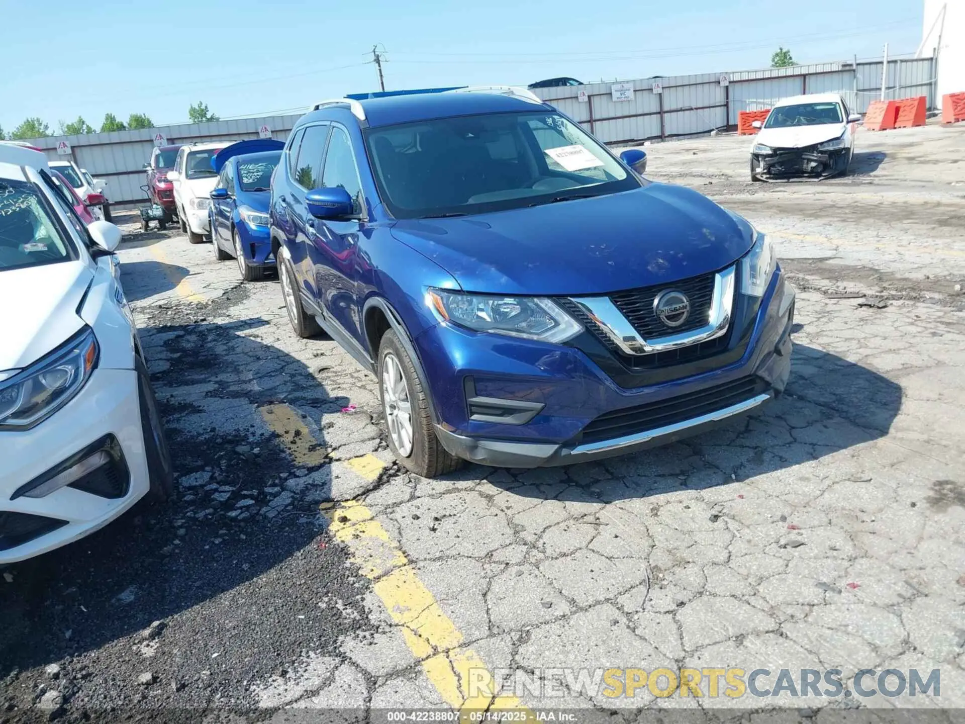 1 Photograph of a damaged car KNMAT2MTXLP526370 NISSAN ROGUE 2020
