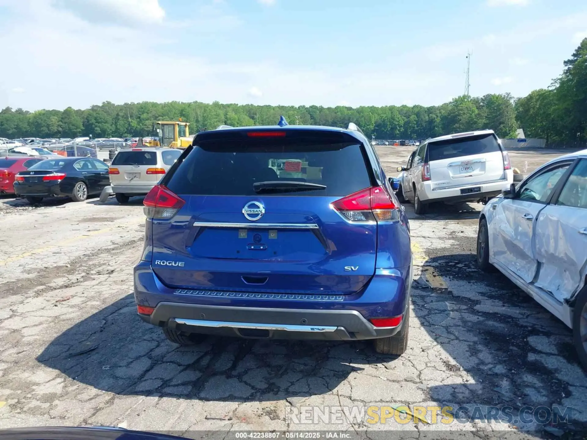 15 Photograph of a damaged car KNMAT2MTXLP526370 NISSAN ROGUE 2020