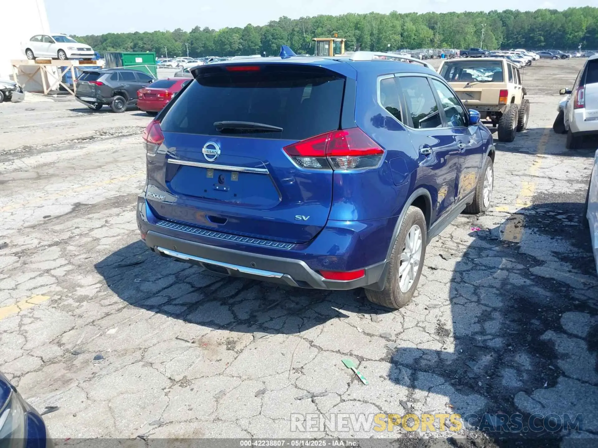 4 Photograph of a damaged car KNMAT2MTXLP526370 NISSAN ROGUE 2020