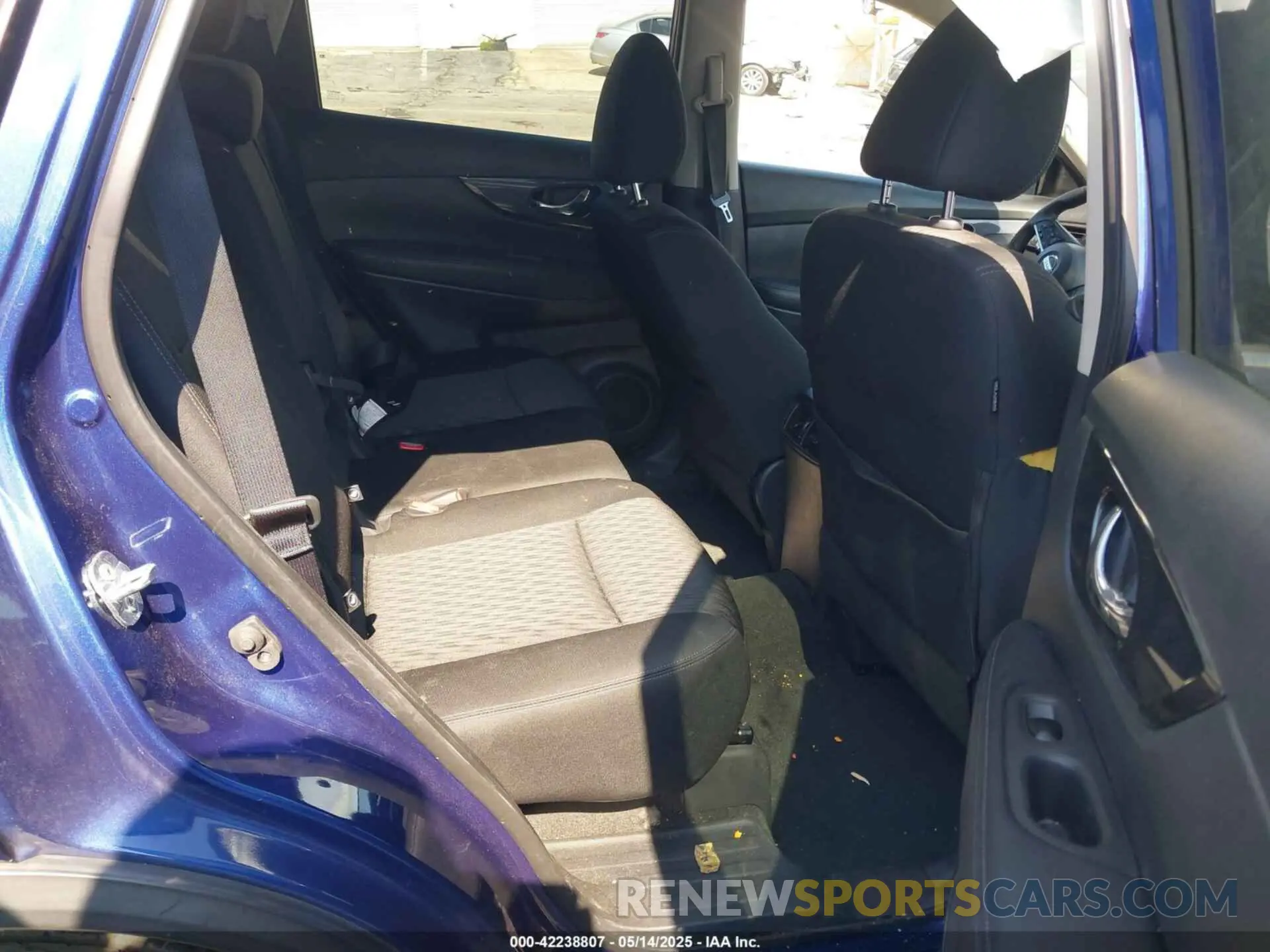 8 Photograph of a damaged car KNMAT2MTXLP526370 NISSAN ROGUE 2020