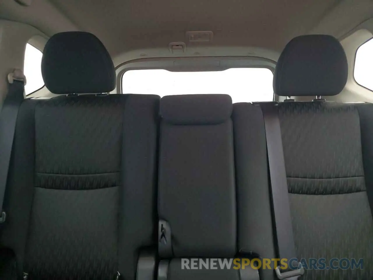 10 Photograph of a damaged car KNMAT2MTXLP540902 NISSAN ROGUE 2020
