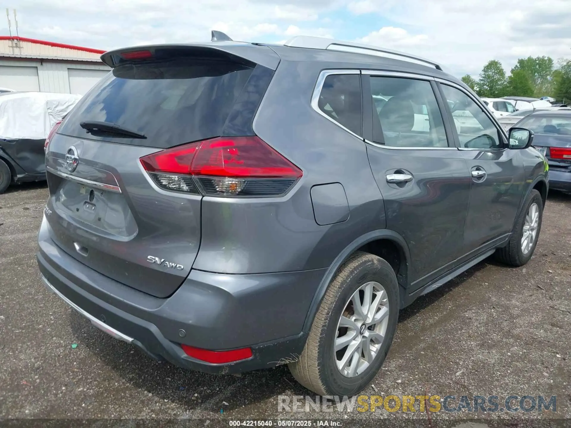 4 Photograph of a damaged car KNMAT2MV0LP505531 NISSAN ROGUE 2020