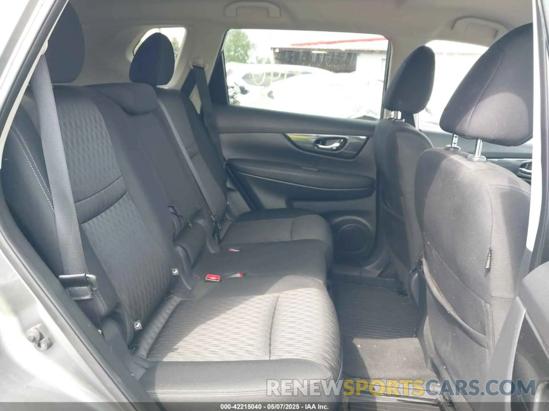 8 Photograph of a damaged car KNMAT2MV0LP505531 NISSAN ROGUE 2020