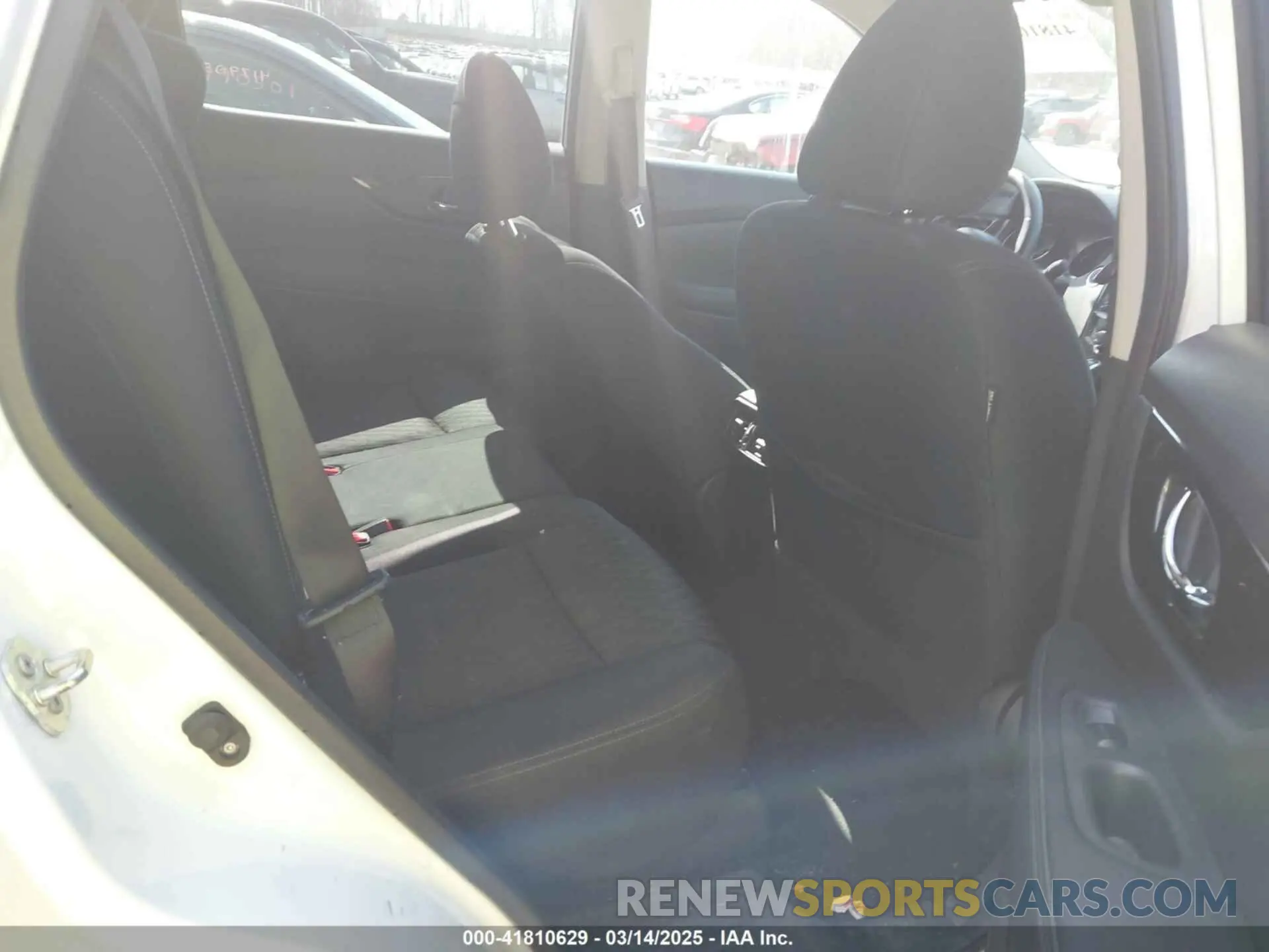8 Photograph of a damaged car KNMAT2MV0LP511443 NISSAN ROGUE 2020