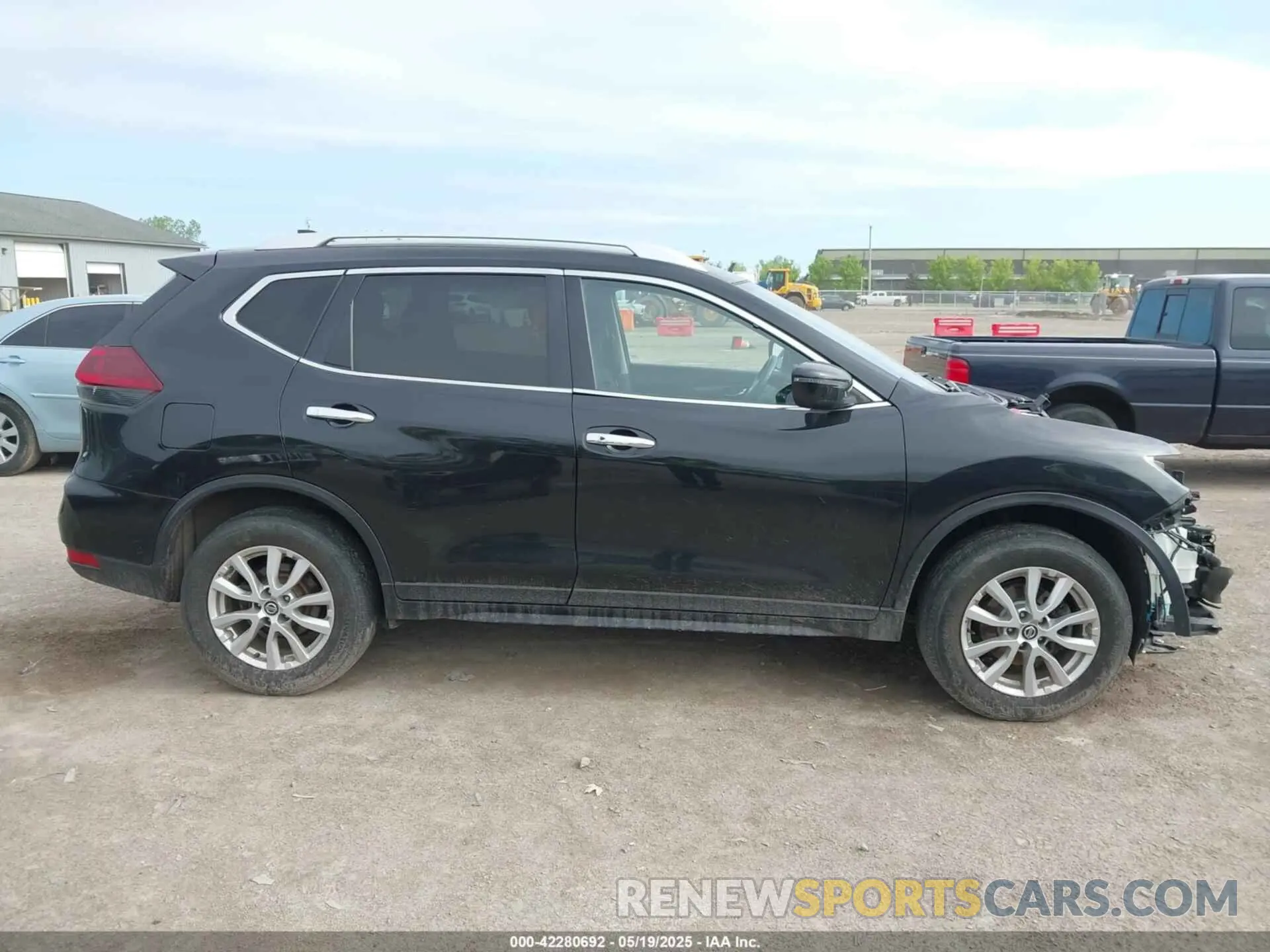 14 Photograph of a damaged car KNMAT2MV0LP529327 NISSAN ROGUE 2020