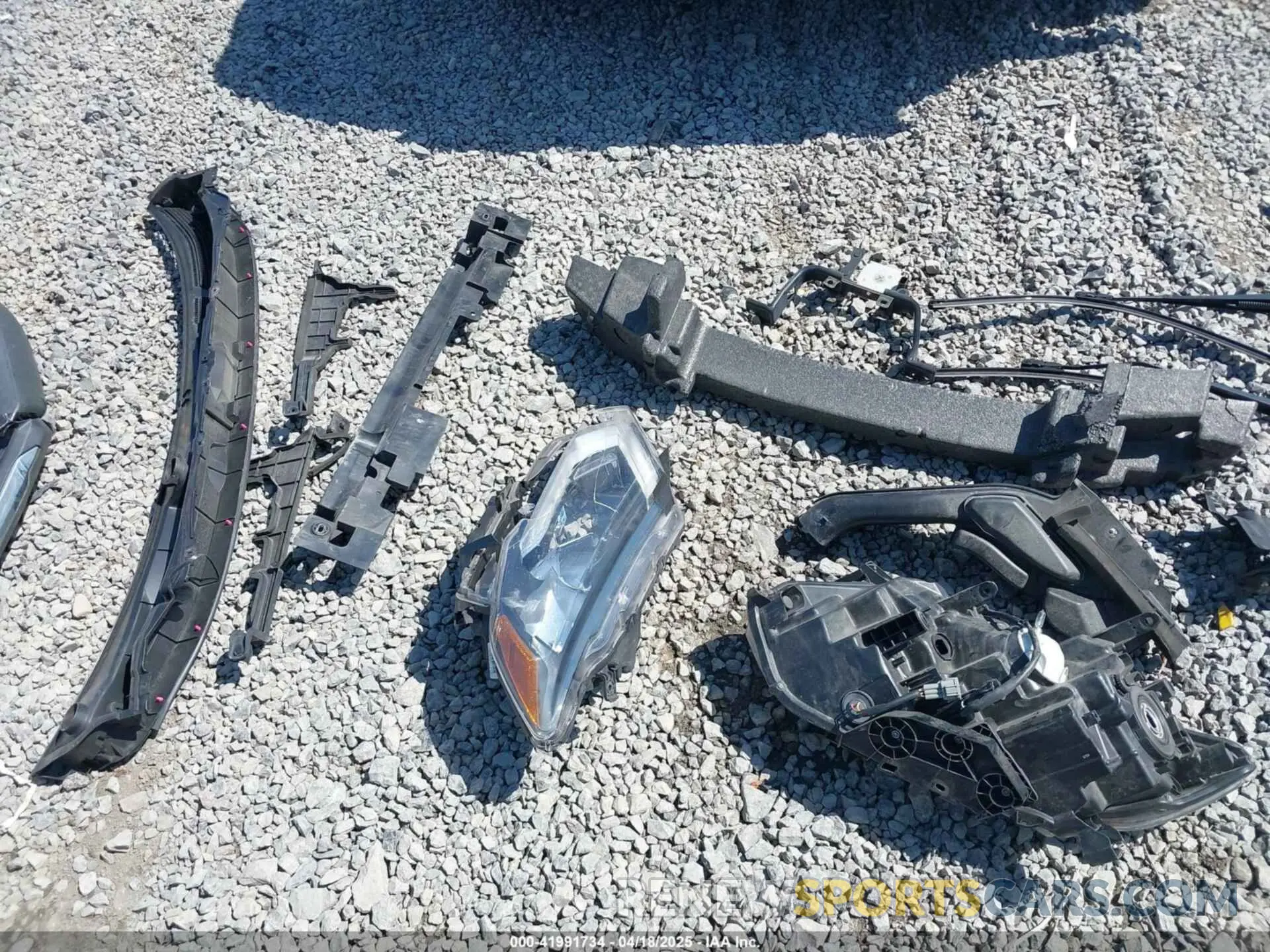 18 Photograph of a damaged car KNMAT2MV1LP513590 NISSAN ROGUE 2020