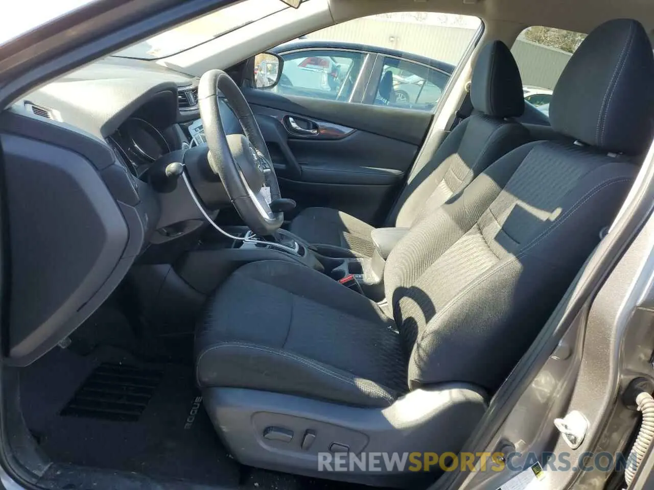 7 Photograph of a damaged car KNMAT2MV1LP515758 NISSAN ROGUE 2020
