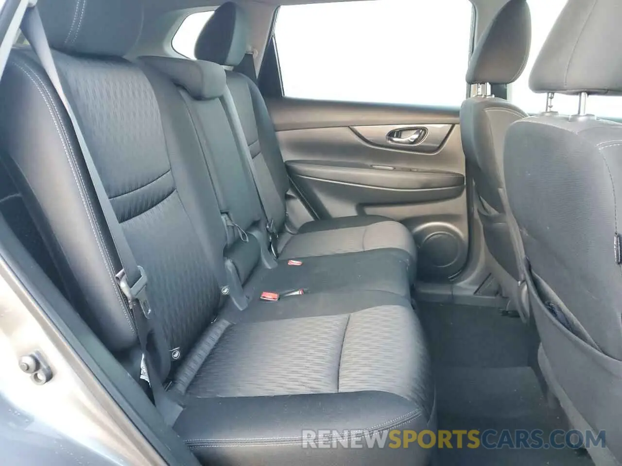 11 Photograph of a damaged car KNMAT2MV1LP517123 NISSAN ROGUE 2020