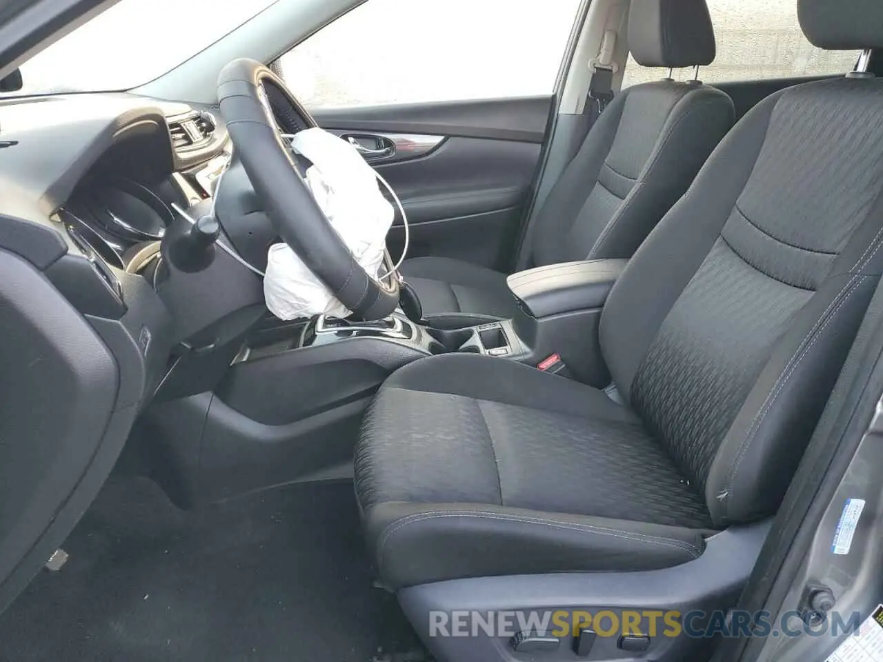 7 Photograph of a damaged car KNMAT2MV1LP517123 NISSAN ROGUE 2020