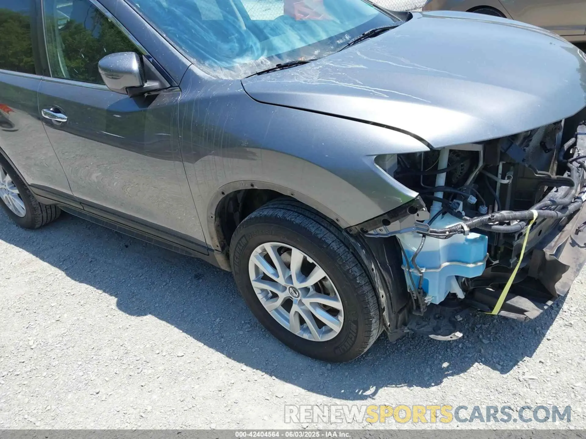 18 Photograph of a damaged car KNMAT2MV1LP532253 NISSAN ROGUE 2020