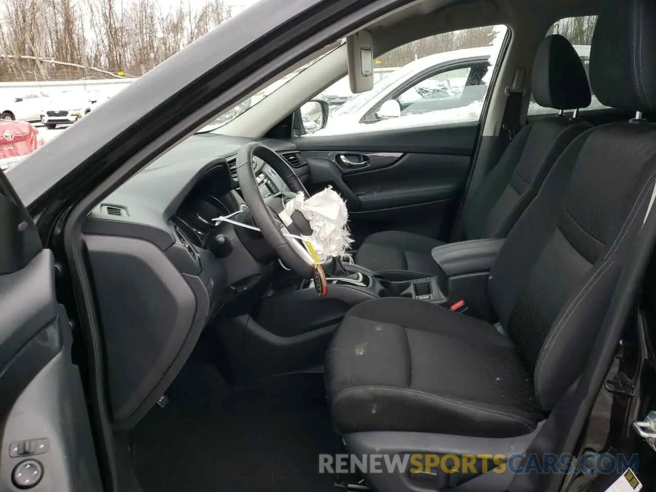 7 Photograph of a damaged car KNMAT2MV2LP512982 NISSAN ROGUE 2020