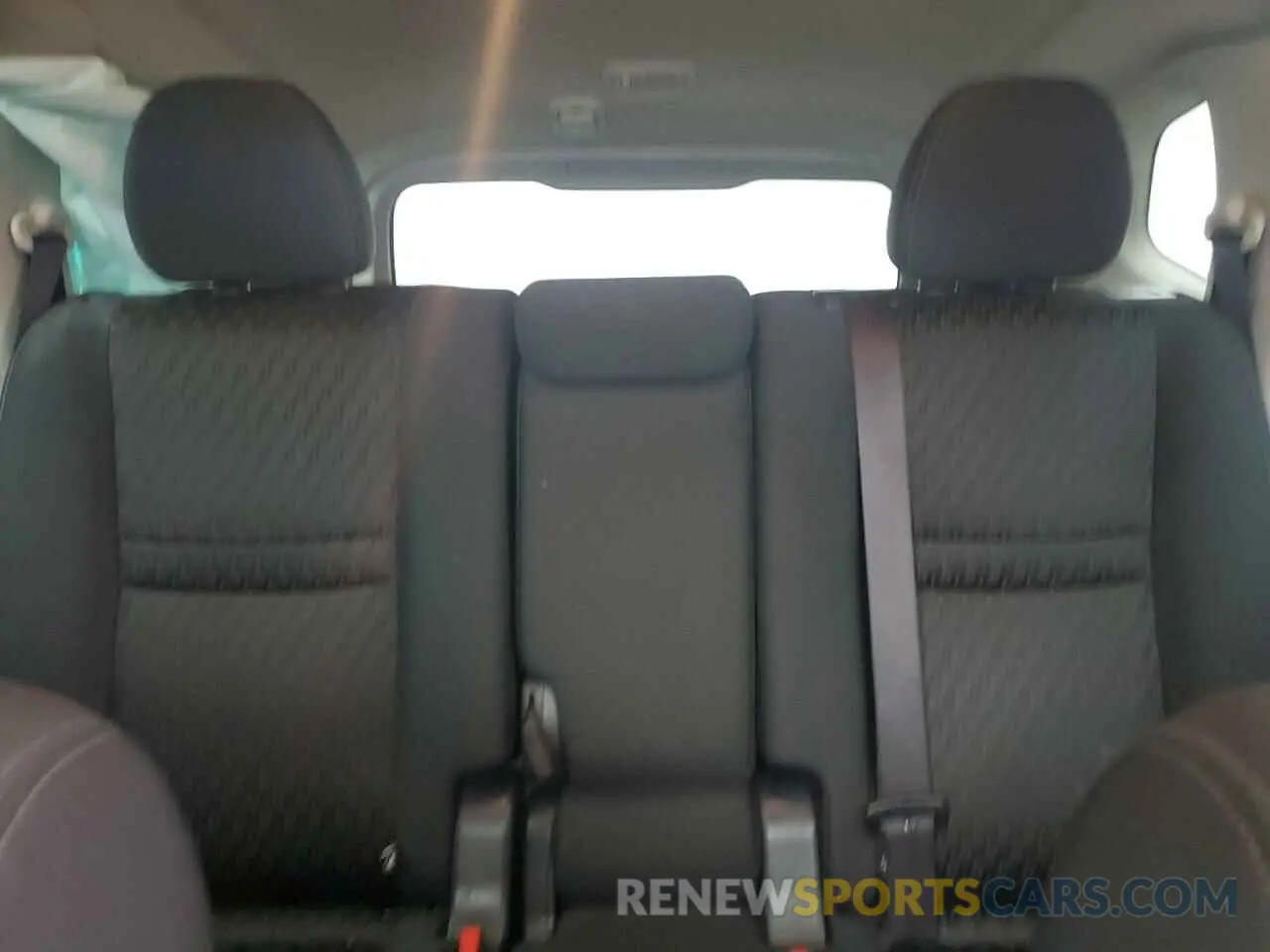 10 Photograph of a damaged car KNMAT2MV2LP518622 NISSAN ROGUE 2020