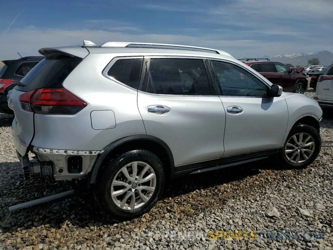 3 Photograph of a damaged car KNMAT2MV4LP536281 NISSAN ROGUE 2020