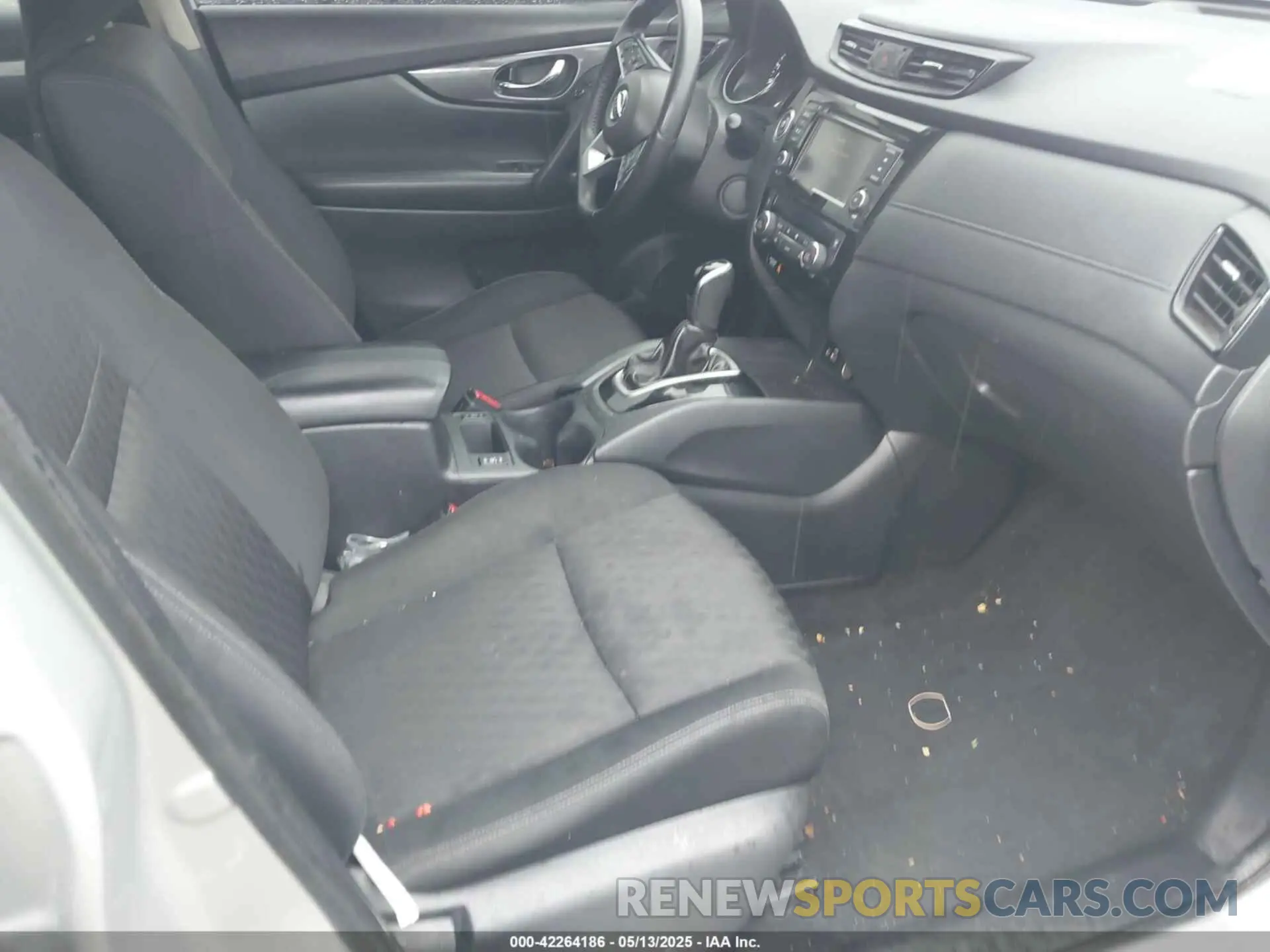 5 Photograph of a damaged car KNMAT2MV4LP538466 NISSAN ROGUE 2020