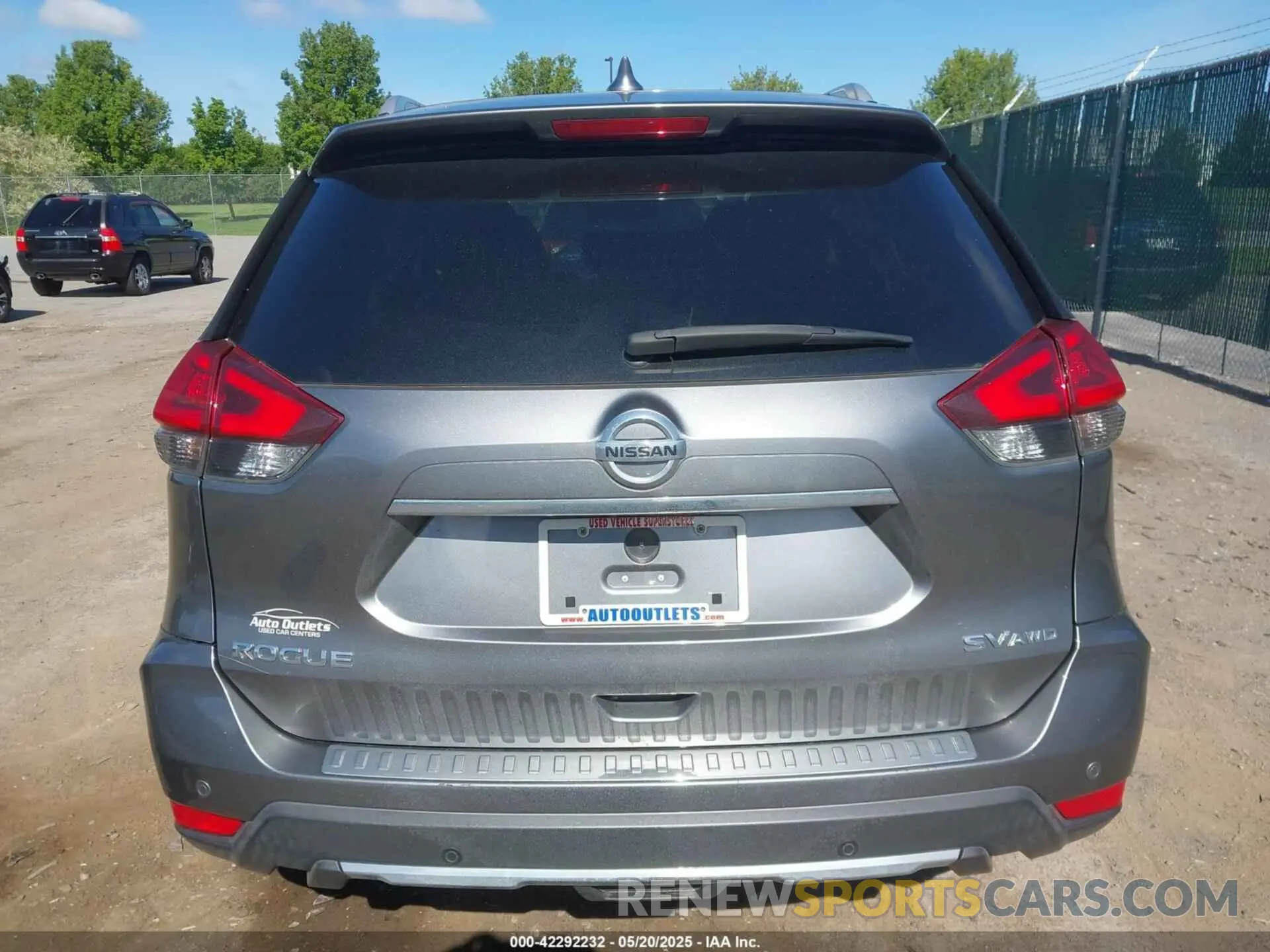 16 Photograph of a damaged car KNMAT2MV4LP538967 NISSAN ROGUE 2020