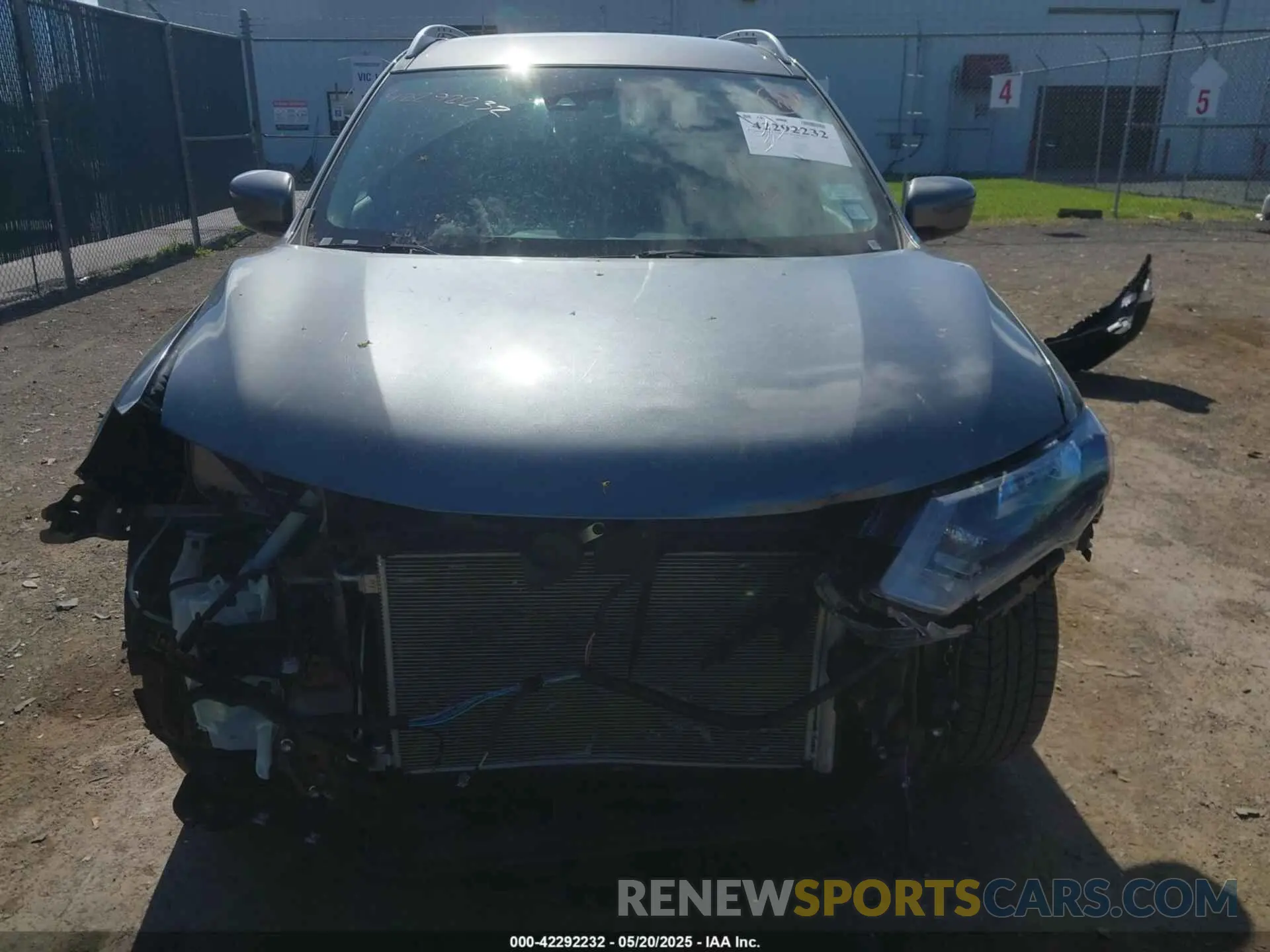 6 Photograph of a damaged car KNMAT2MV4LP538967 NISSAN ROGUE 2020