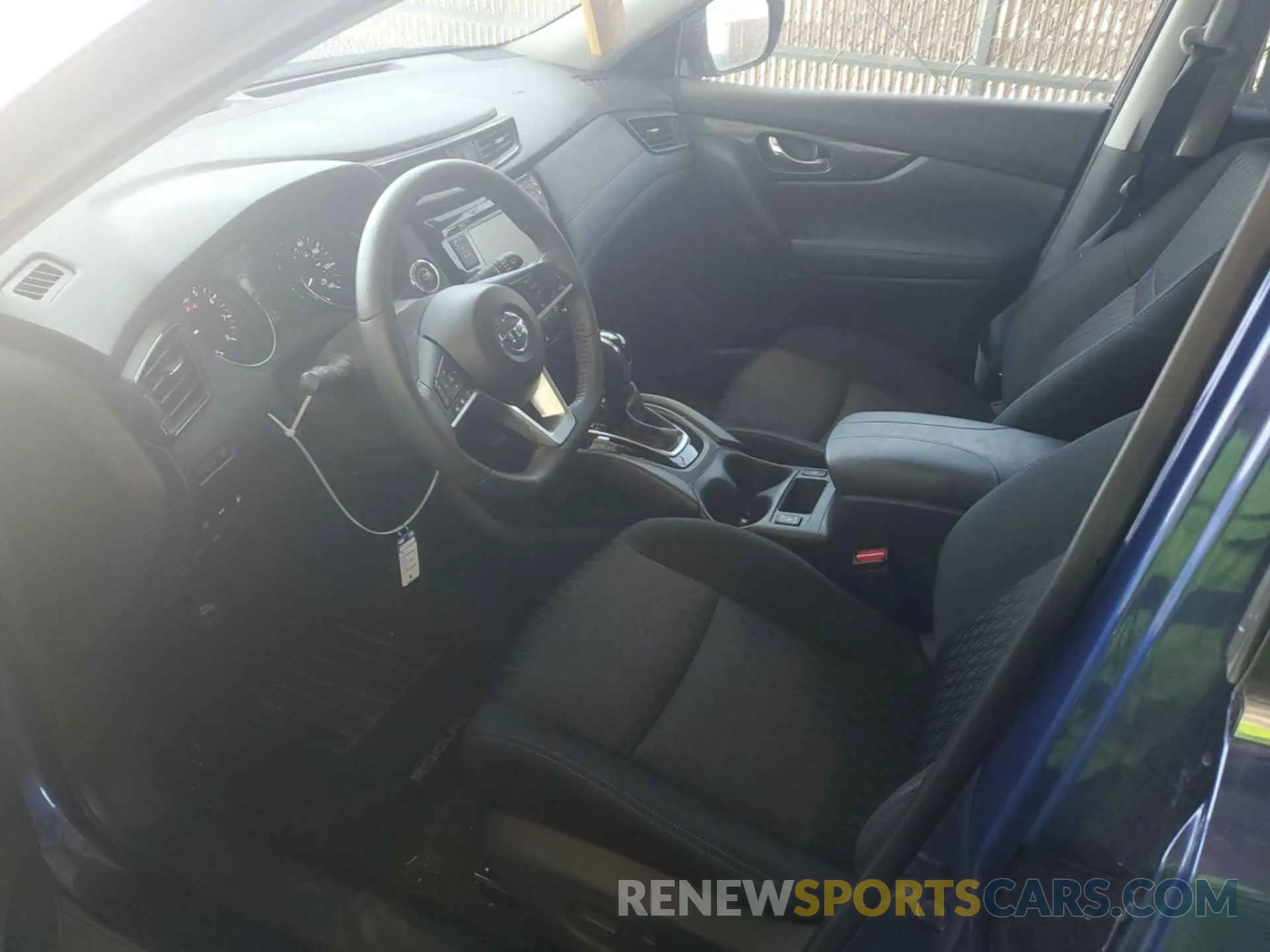 25 Photograph of a damaged car KNMAT2MV4LP542145 NISSAN ROGUE 2020