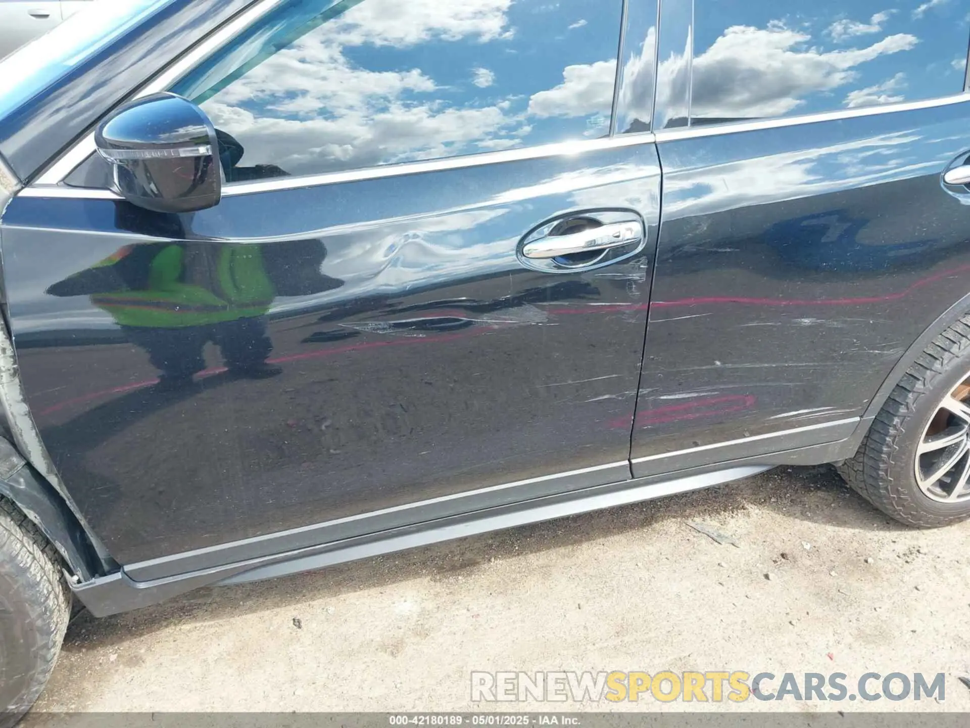 18 Photograph of a damaged car KNMAT2MV5LP514001 NISSAN ROGUE 2020