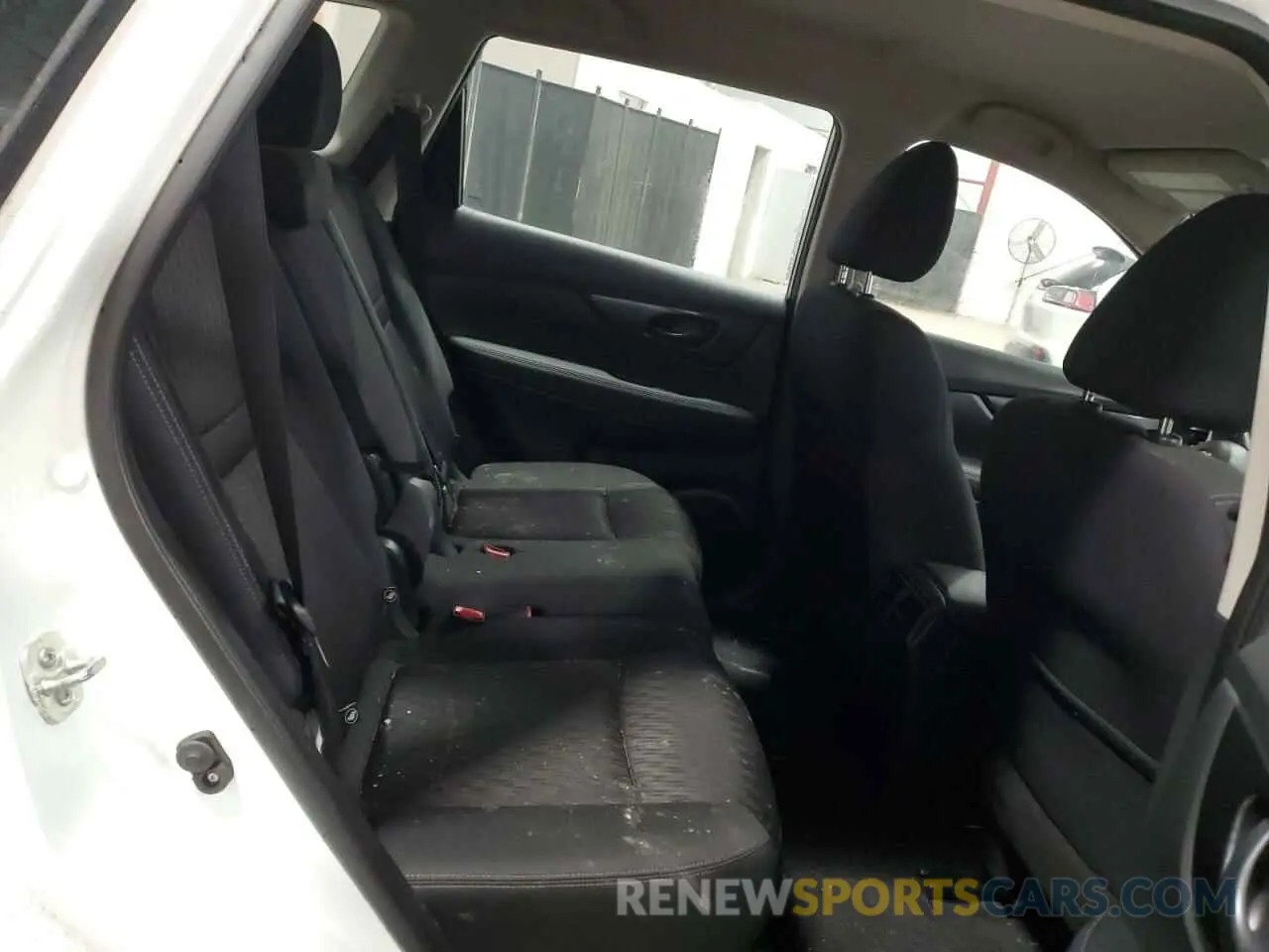 11 Photograph of a damaged car KNMAT2MV5LP517092 NISSAN ROGUE 2020