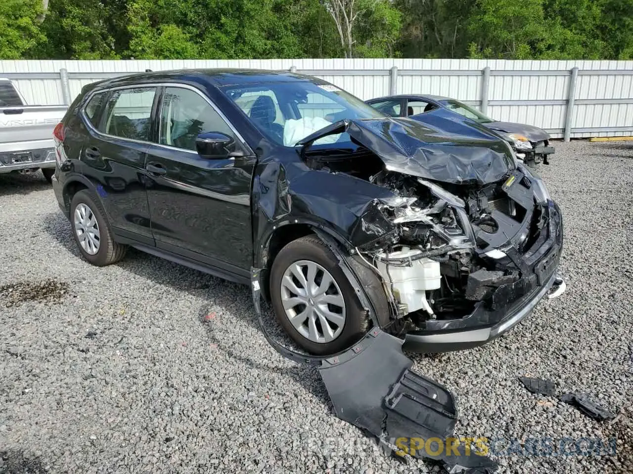 4 Photograph of a damaged car KNMAT2MV6LP511673 NISSAN ROGUE 2020