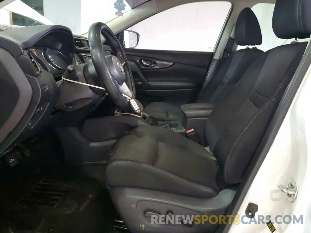 7 Photograph of a damaged car KNMAT2MV6LP524312 NISSAN ROGUE 2020